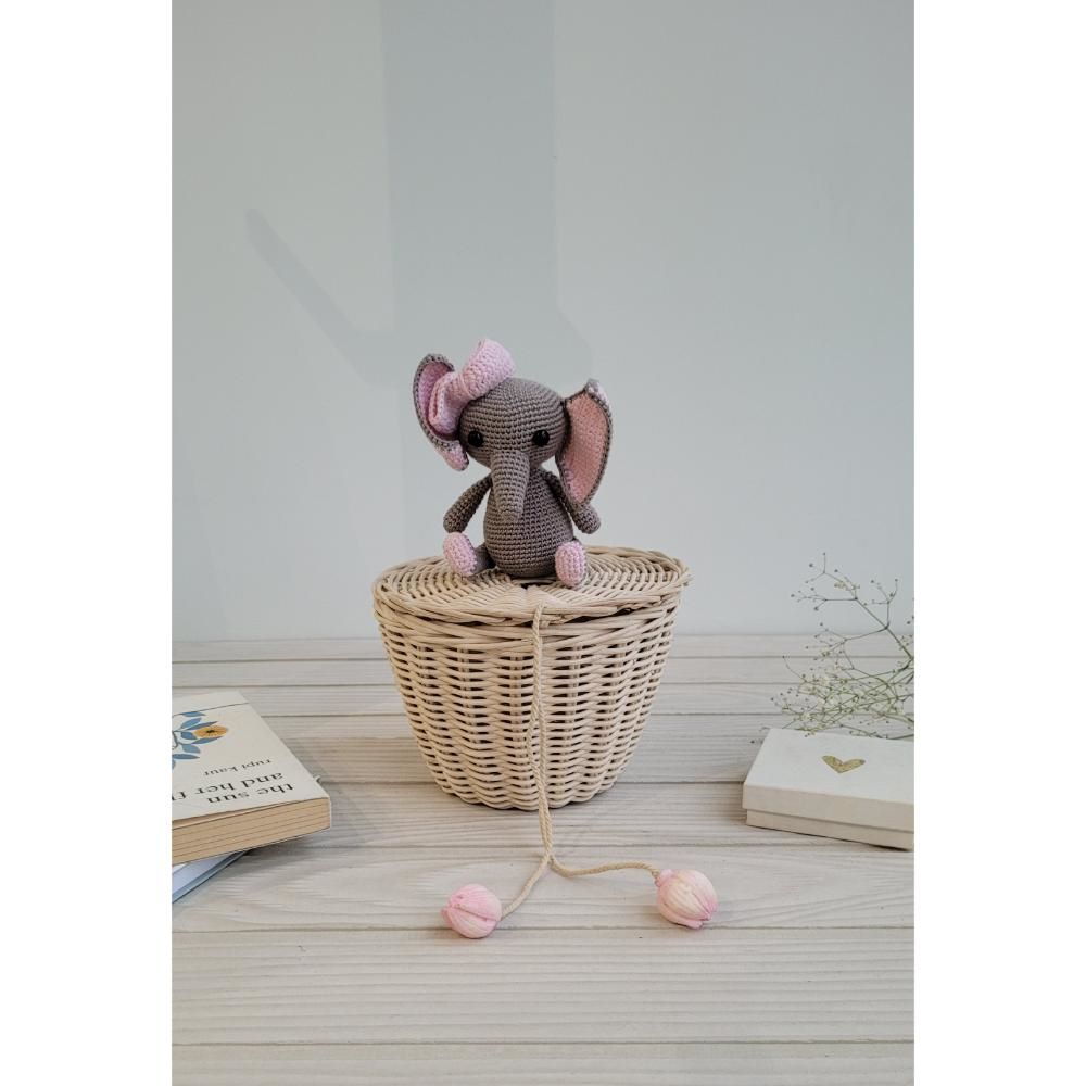 Pecan Jumbo Elephant Basket