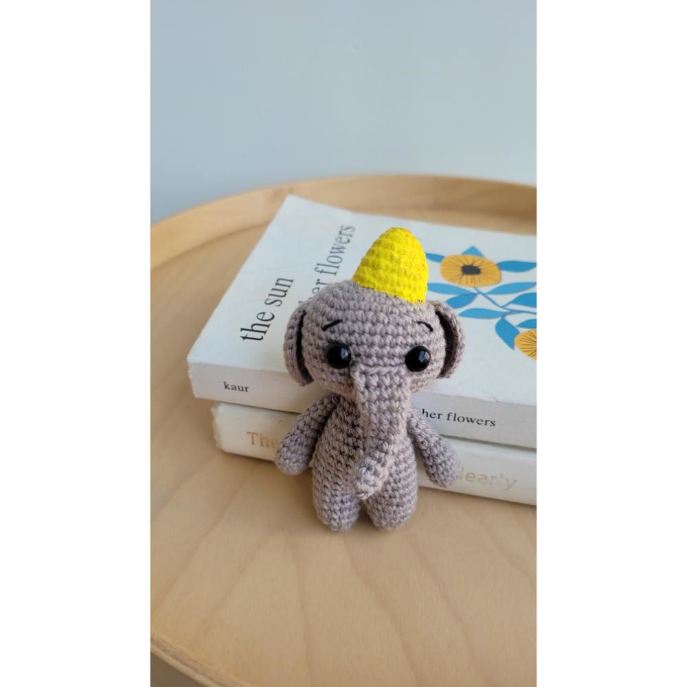 Crochet Grey Ele