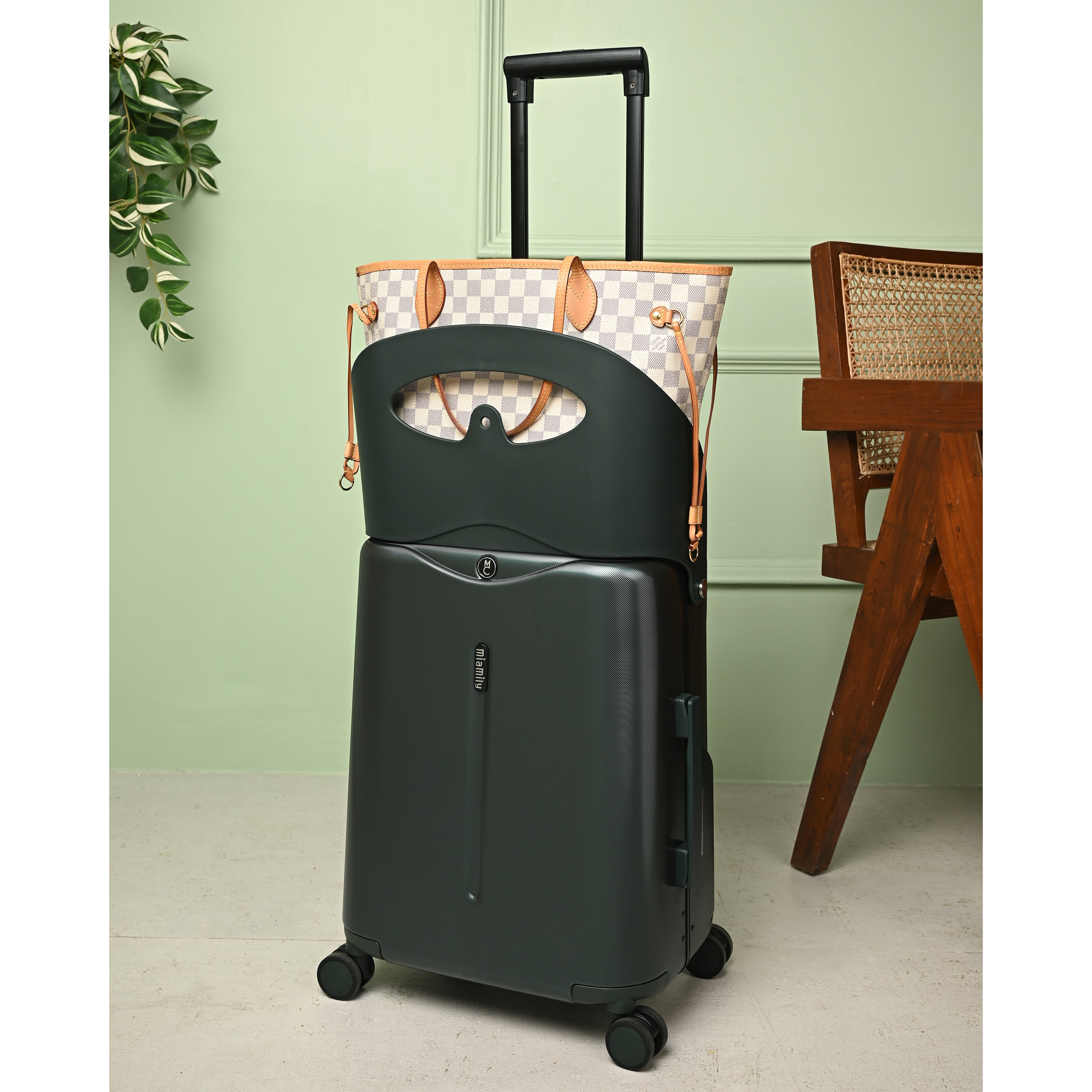 Miamily Forest Green Ride on Trolley Carry-on Luggage 18 inches