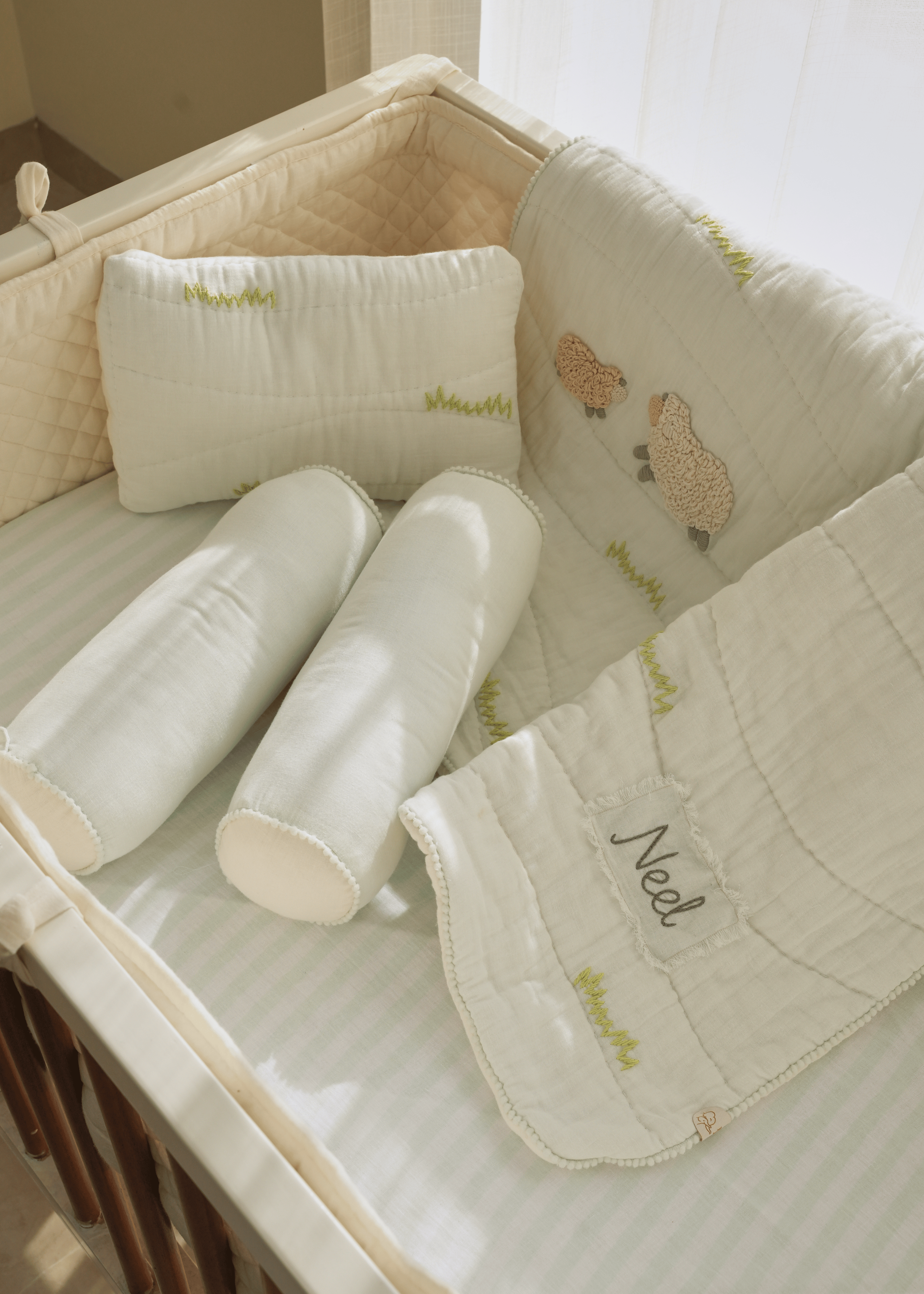 Cot Bumper - White