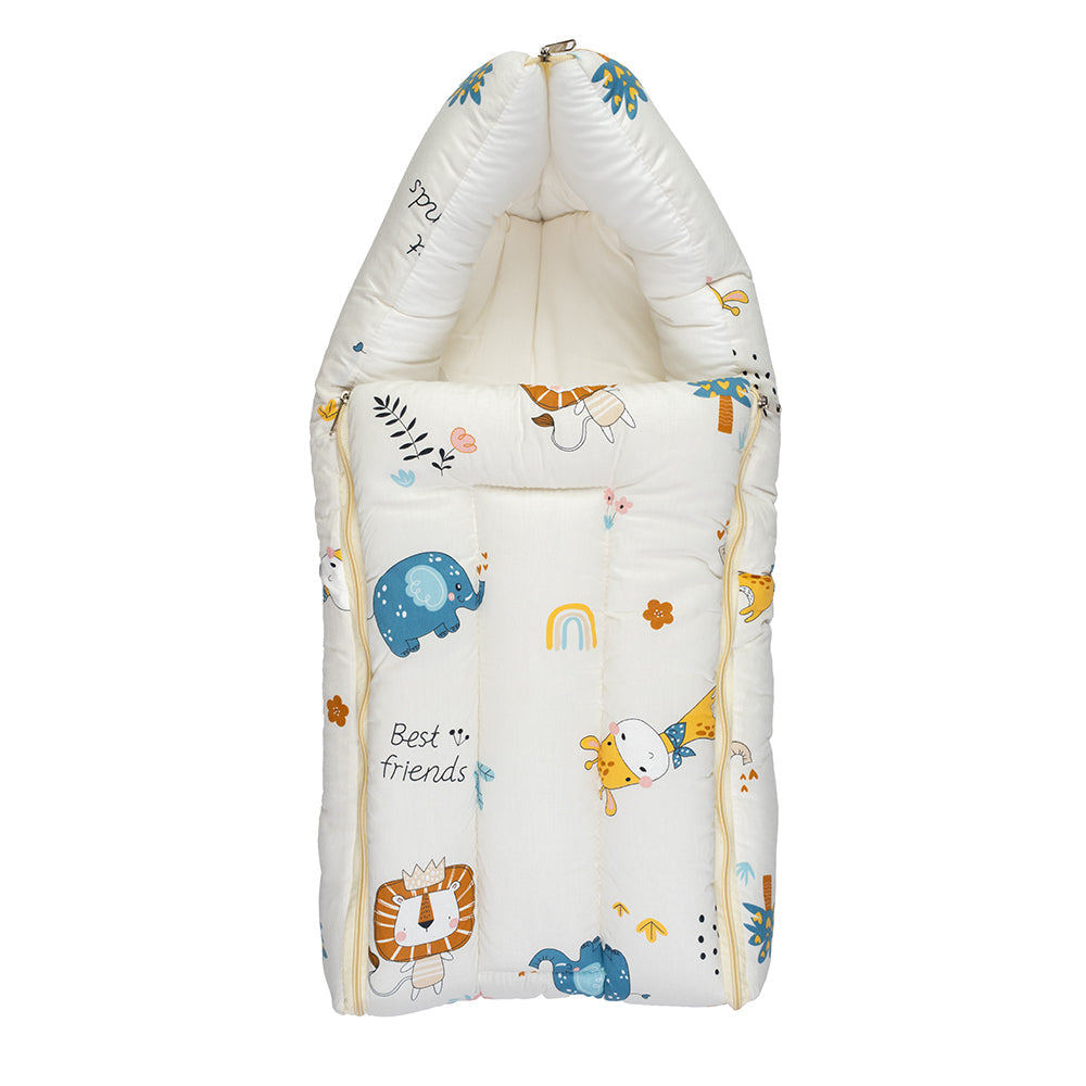 Little Animals Carry Nest