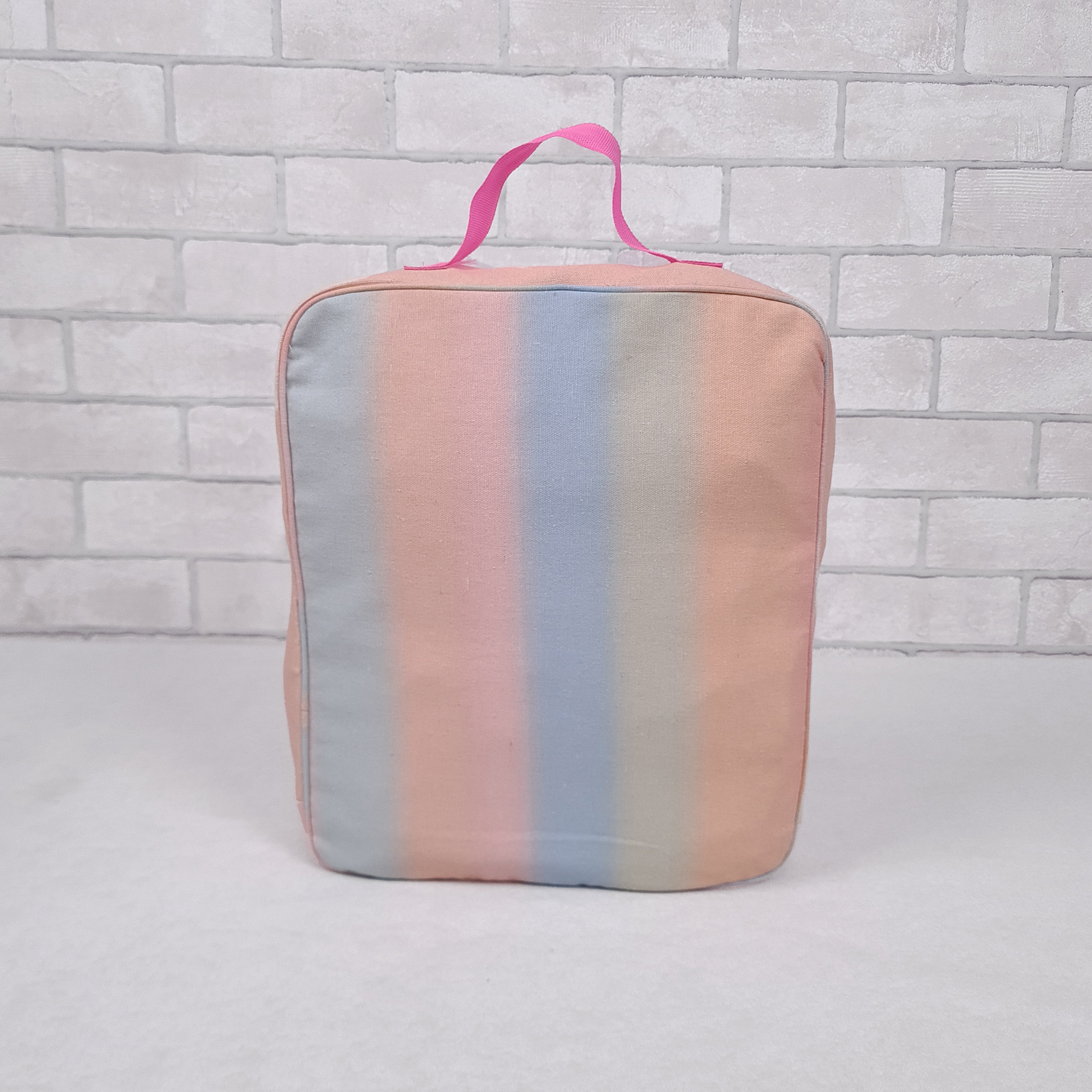 Ooh la Llama Organizer Bag