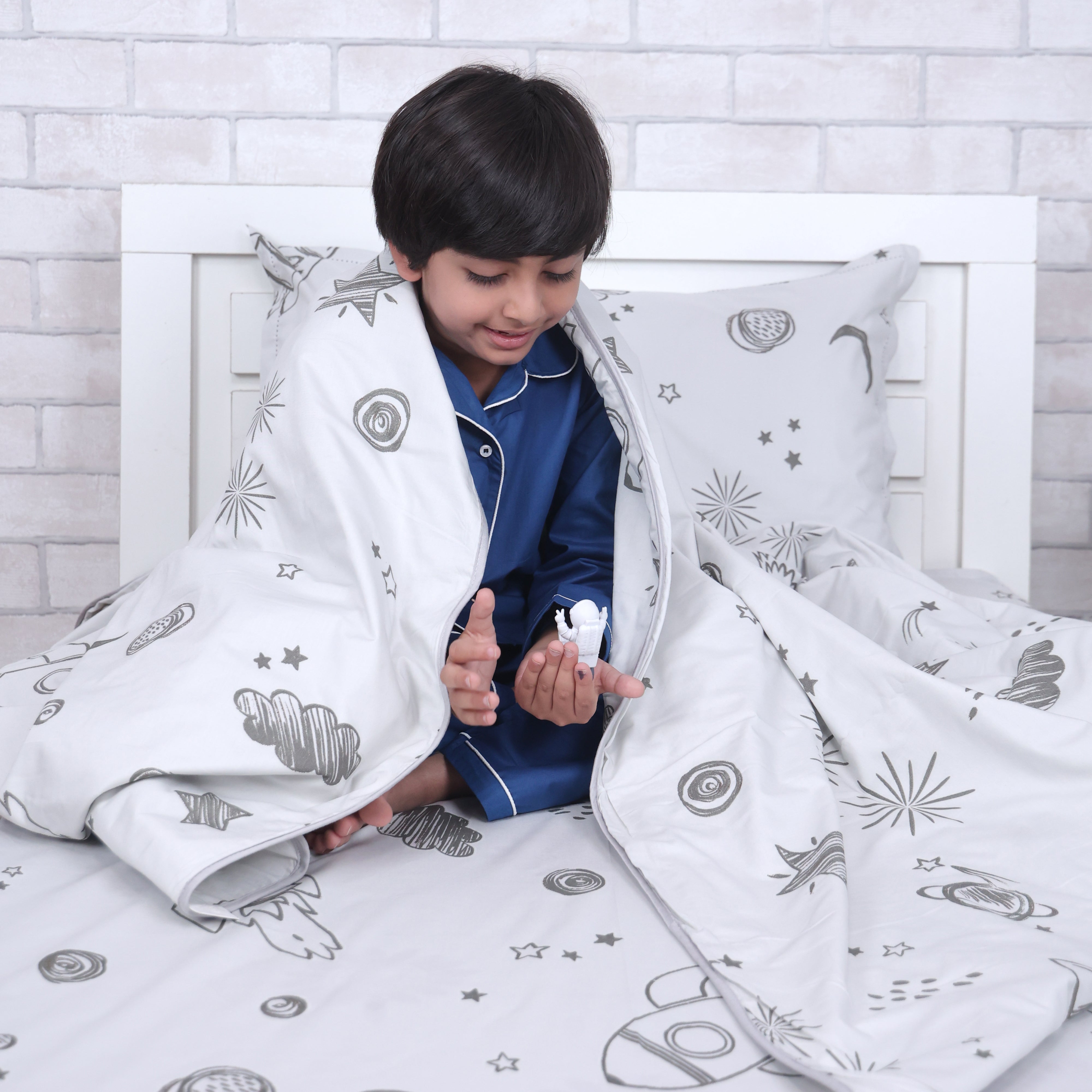 To The Moon And Back - Glow in The Dark Dohar