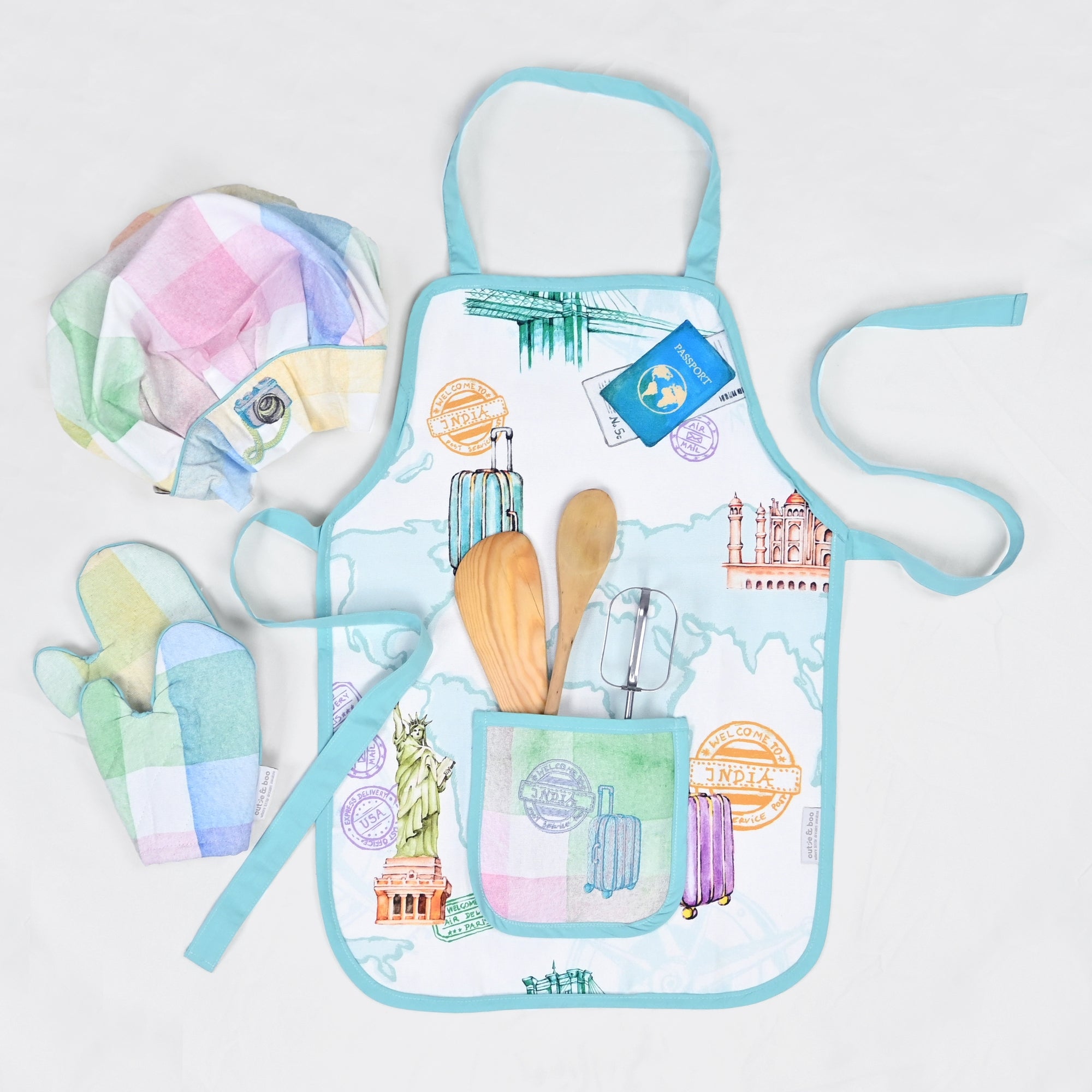 Passport To Wonderland - Apron Set (Apron + Cap + Gloves)