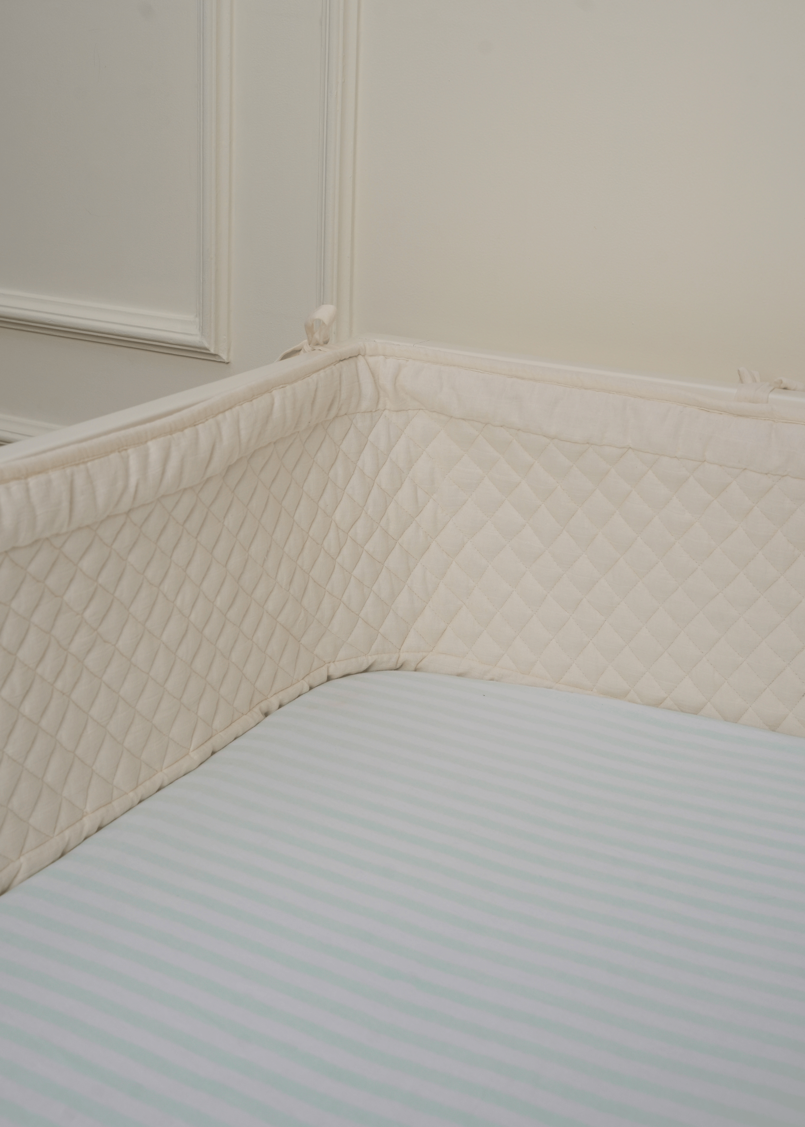 Cot Bumper - White