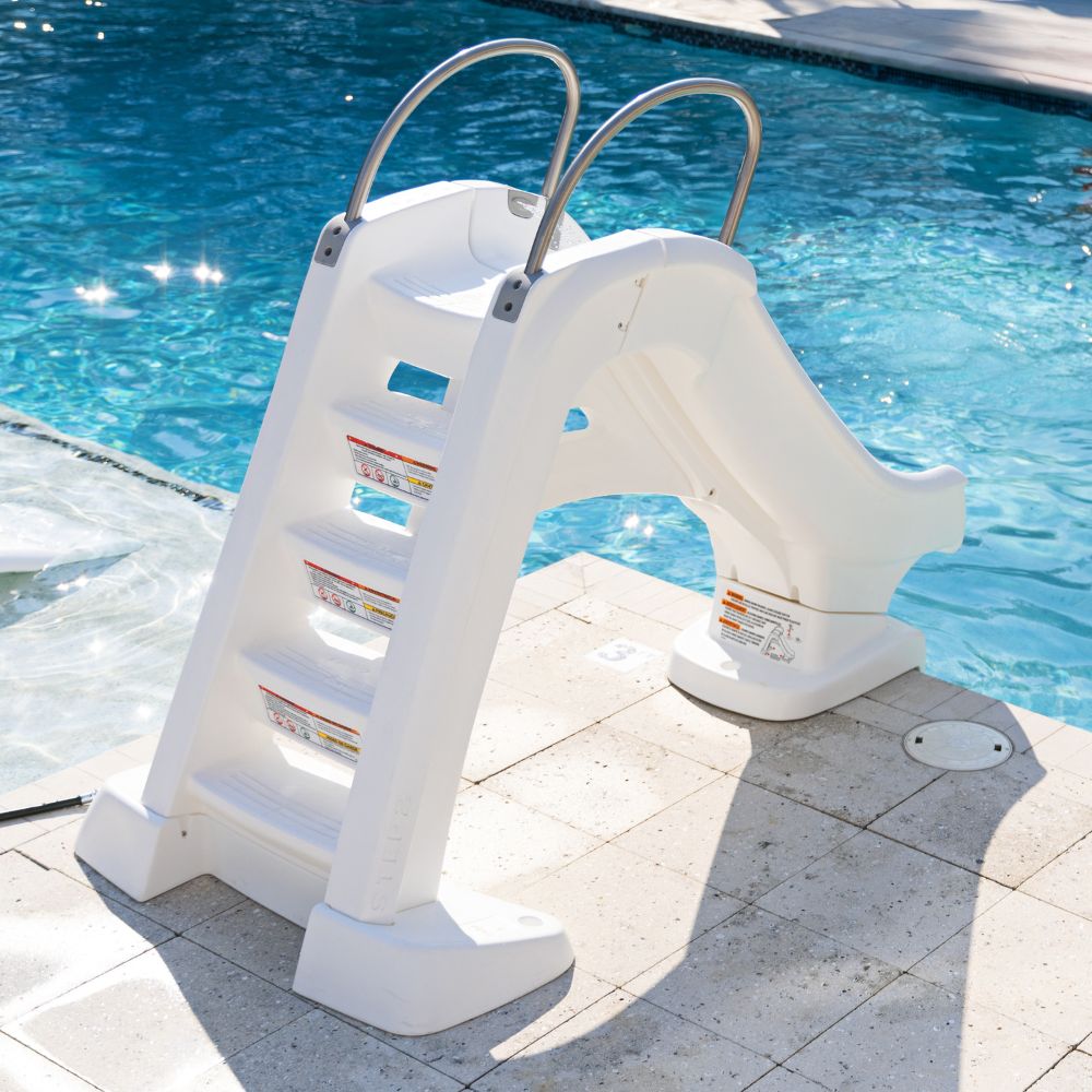 Step2 Vero Poolside Slide (White)