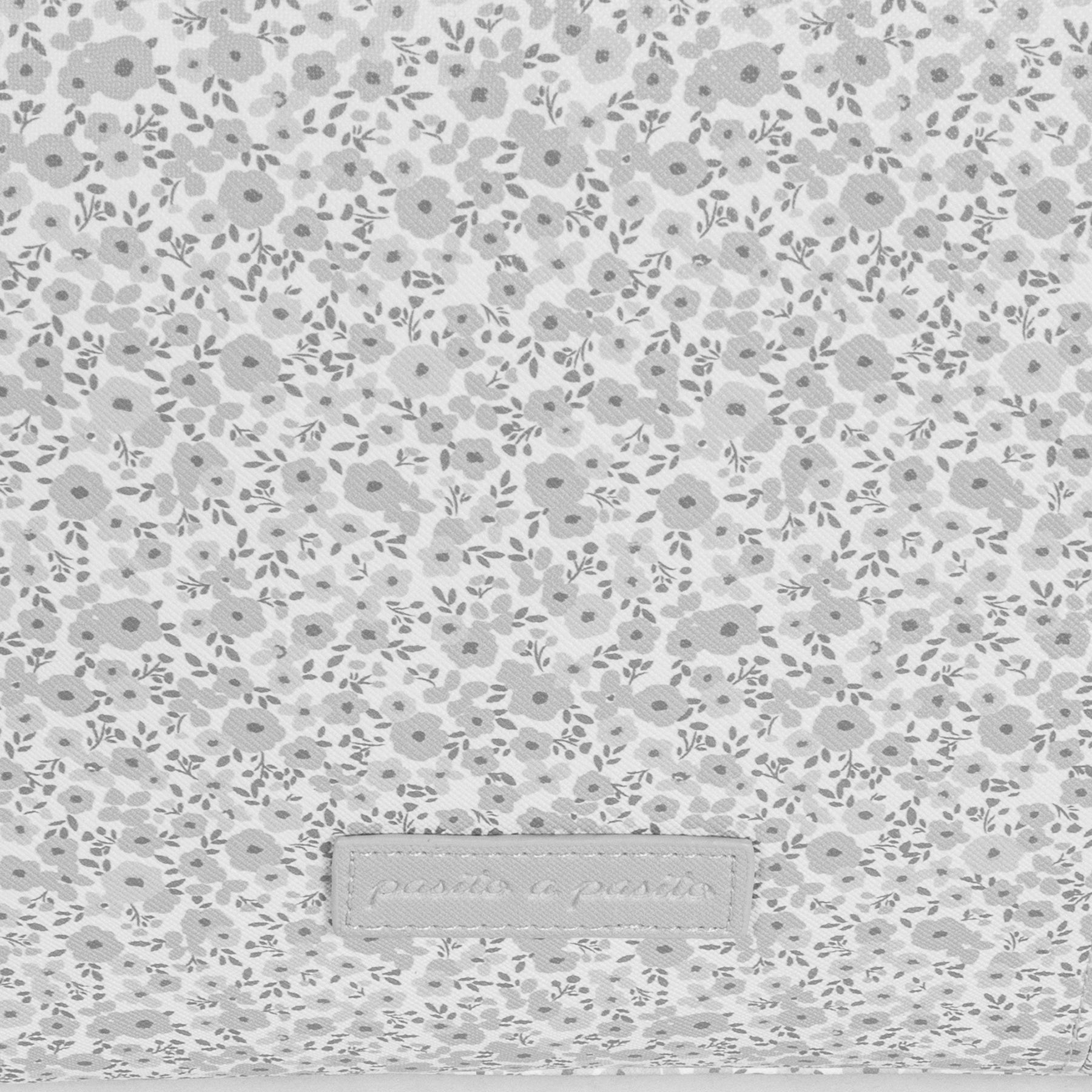 Pasito a Pasito Flower Mellow Grey Diaper Changing Bag
