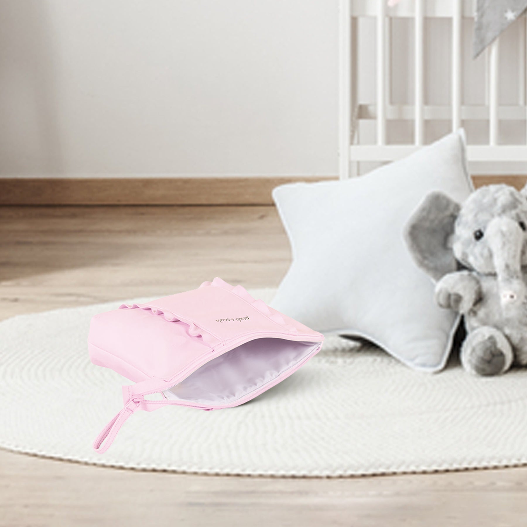 Pasito a Pasito Nido Flounce Pink Travel Essentials Pouch