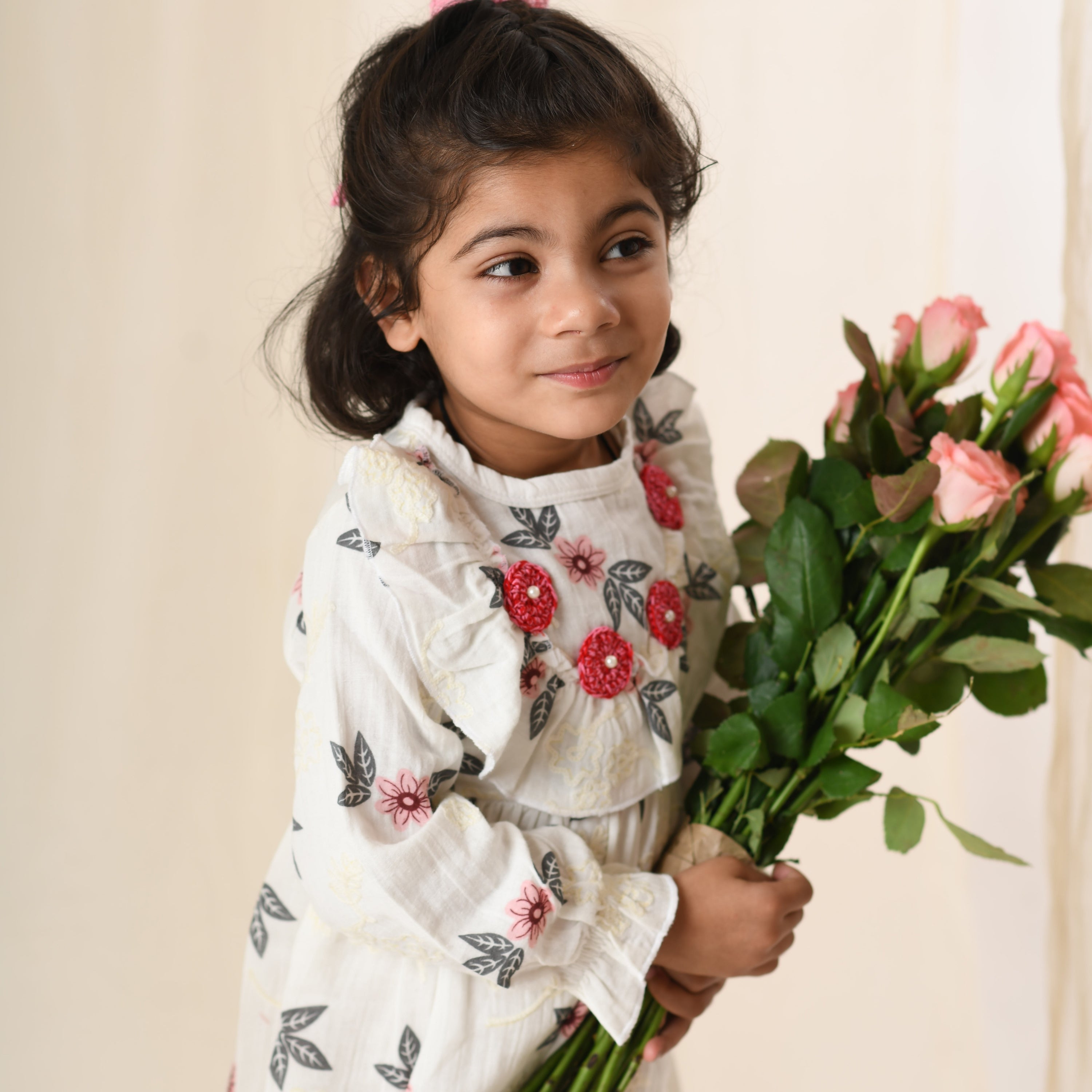 Organic Cotton Muslin White Floral Dress & Pink Flower Long Clip-Gift Set
