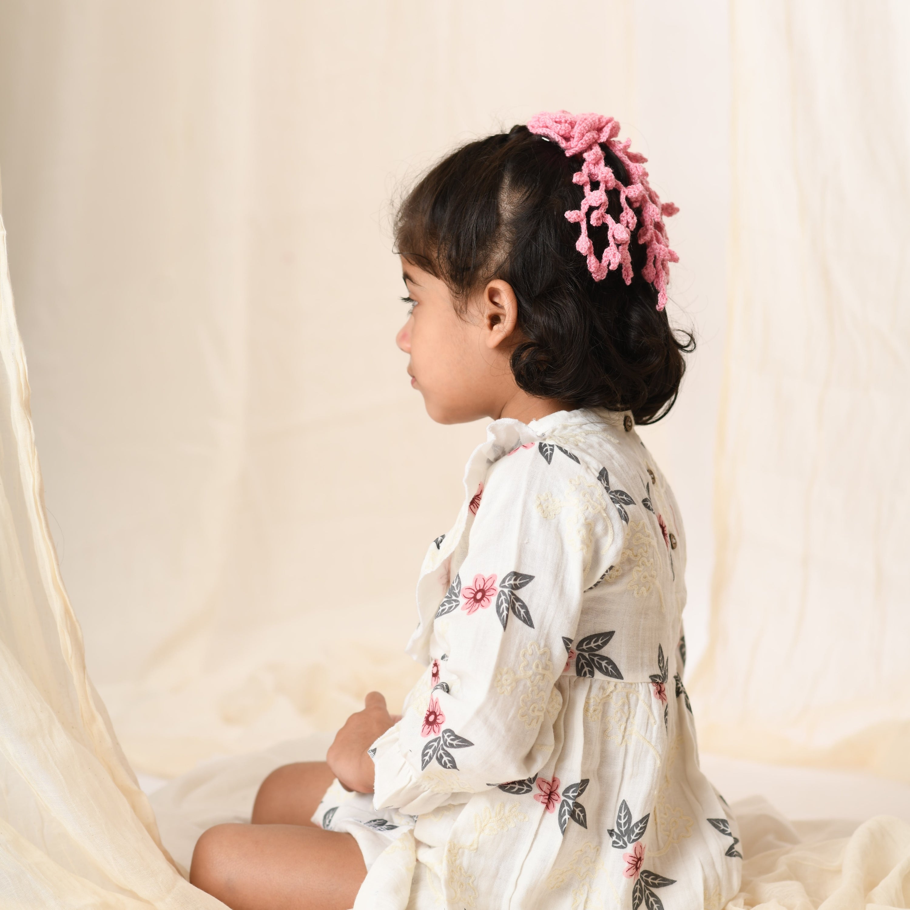 Organic Cotton Muslin White Floral Dress & Pink Flower Long Clip-Gift Set