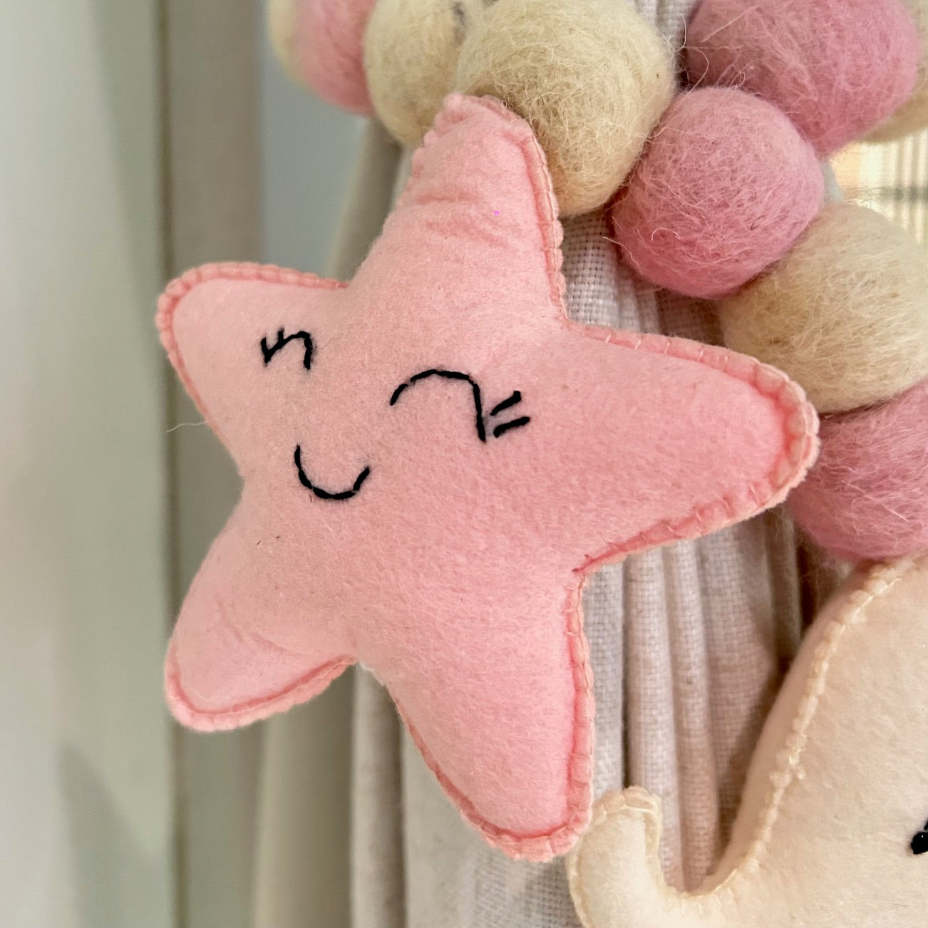 Curtain Tie