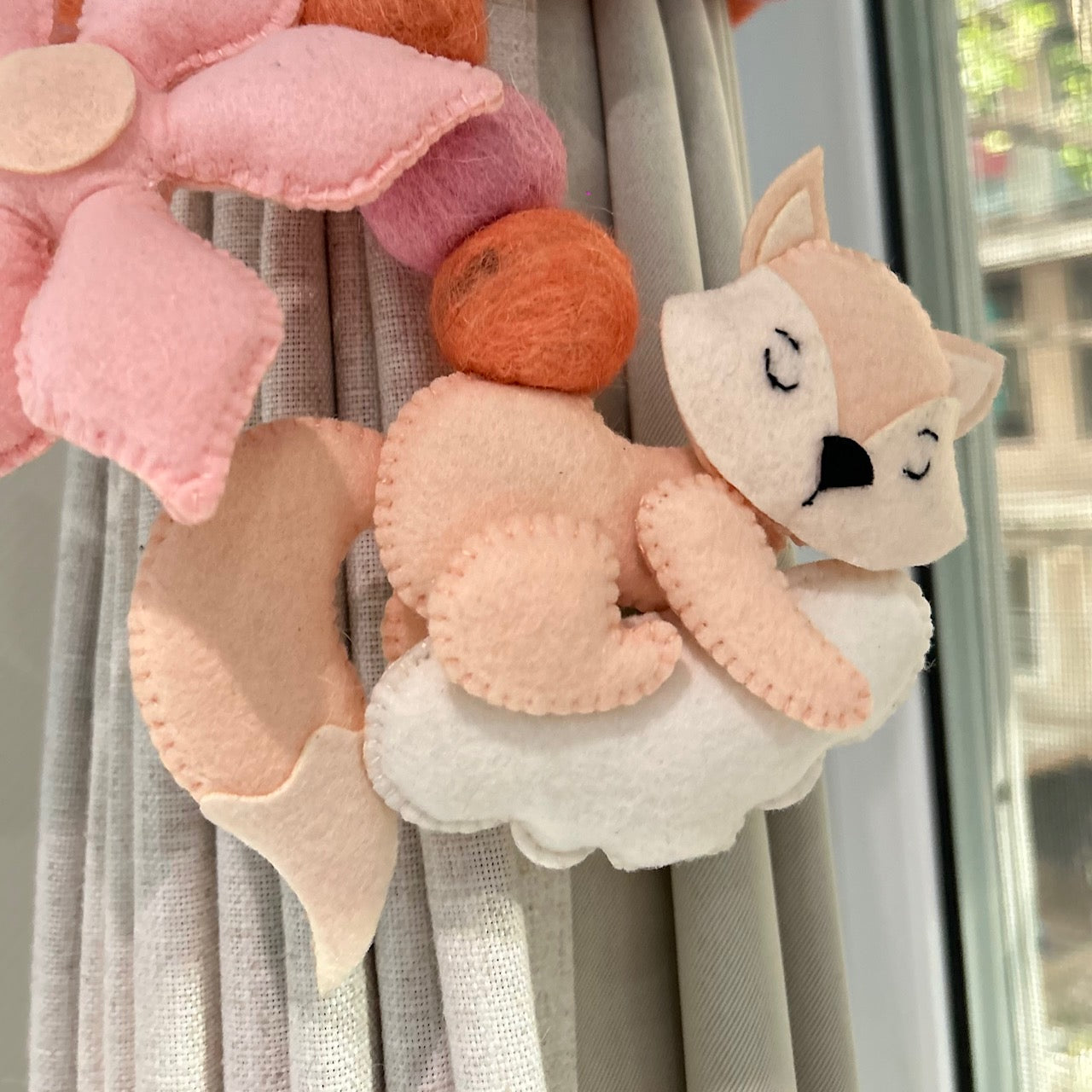 Curtain Tie