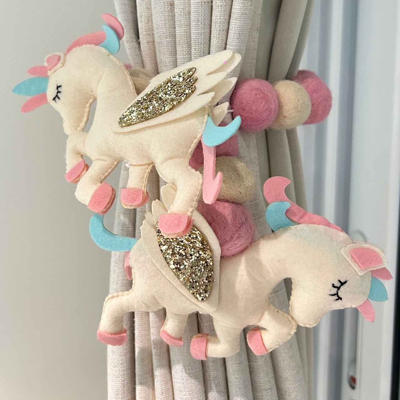 Curtain Tie