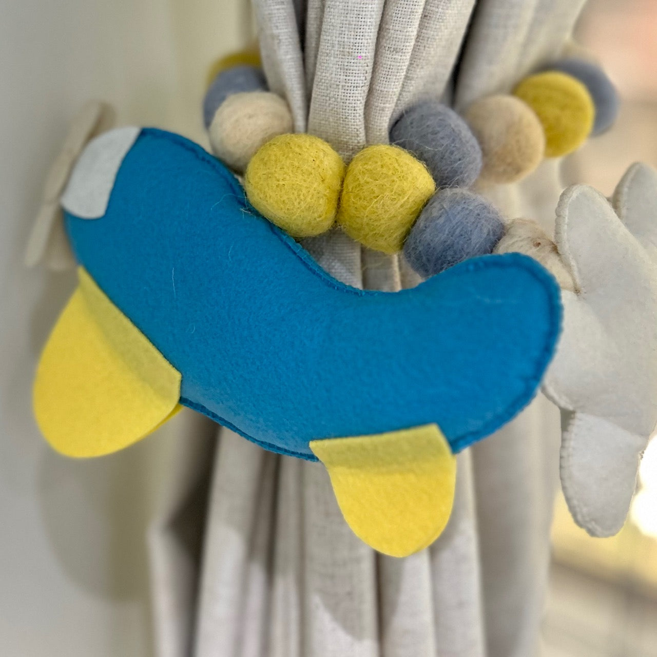 Curtain Tie