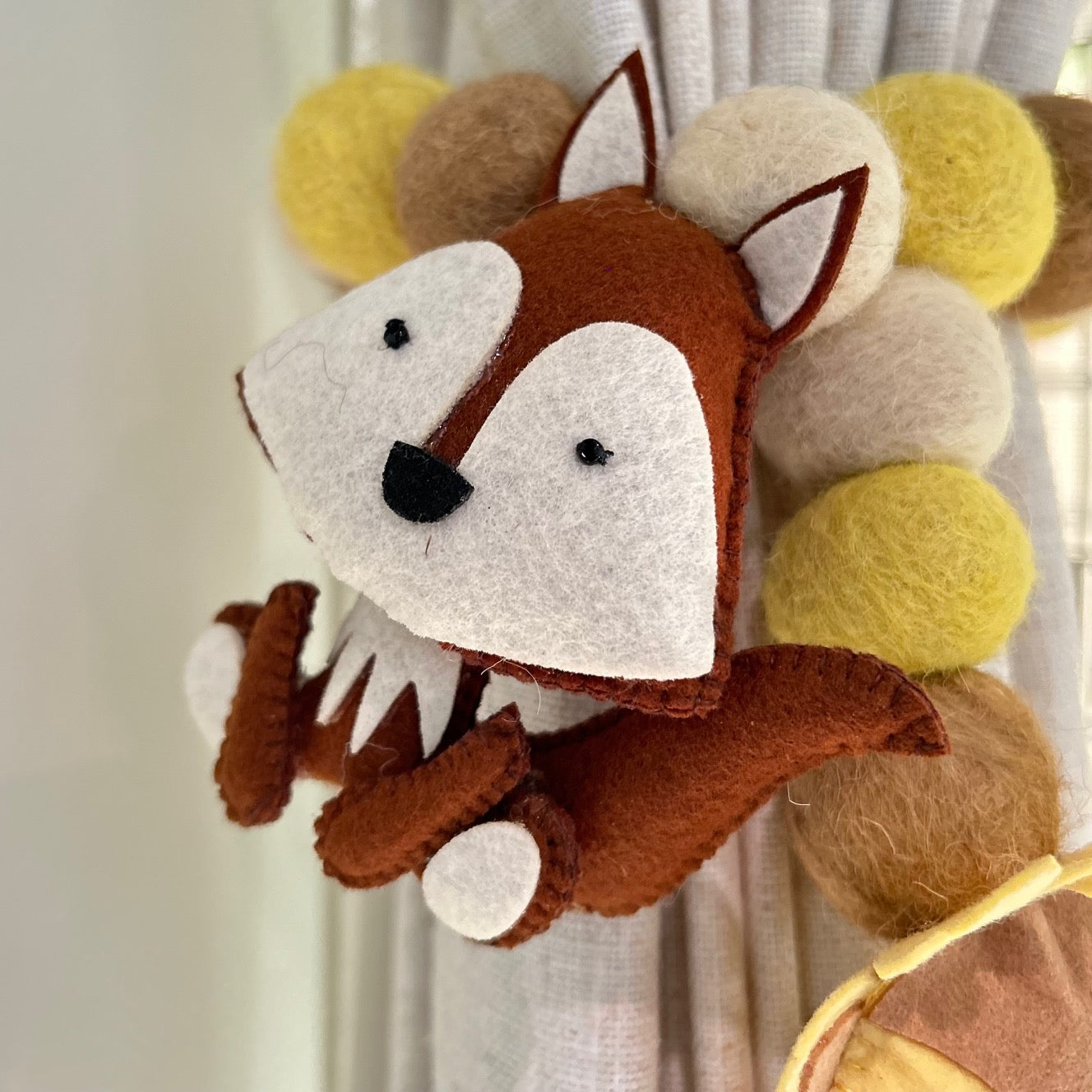 Curtain Tie