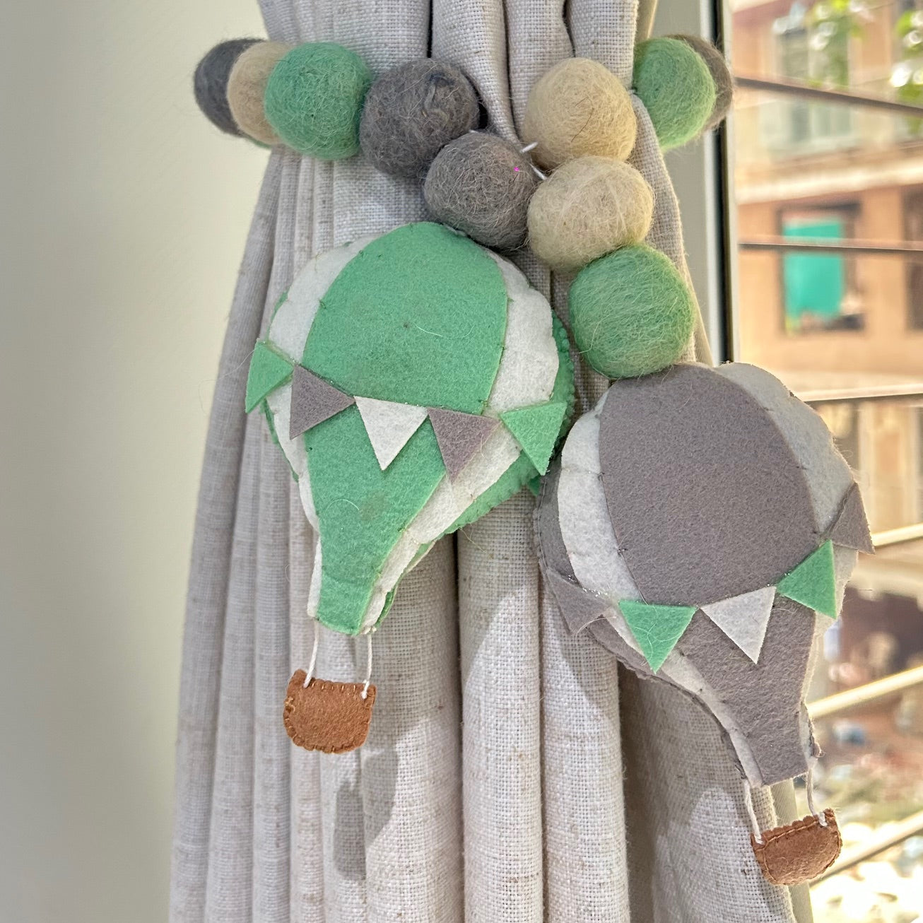 Curtain Tie