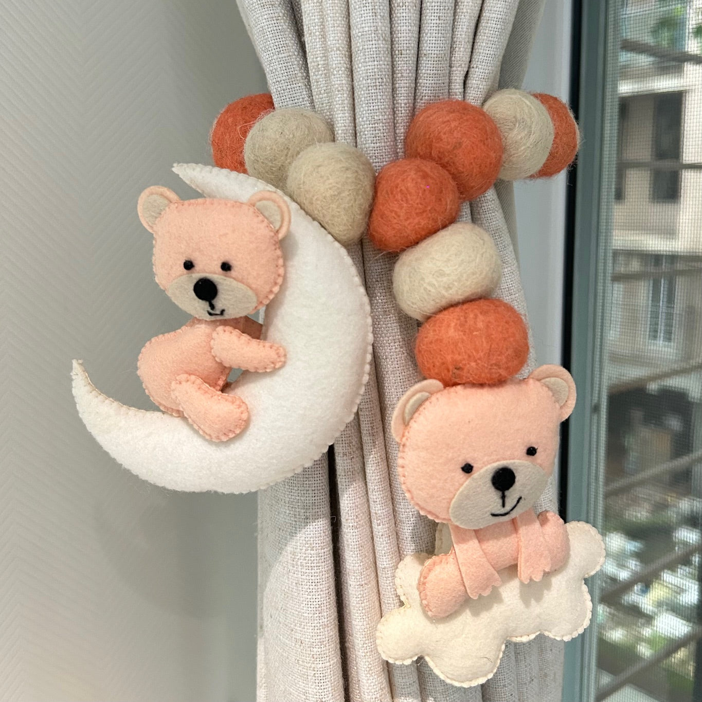 Curtain Tie