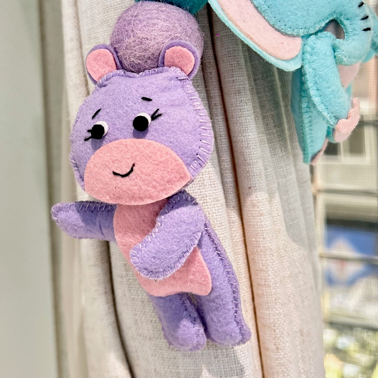 Curtain Tie