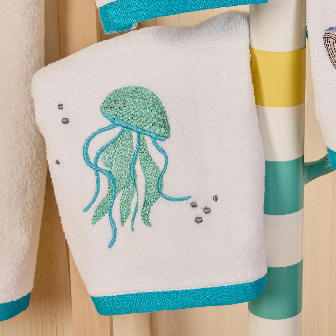 Mariitime Magic Hand Towel