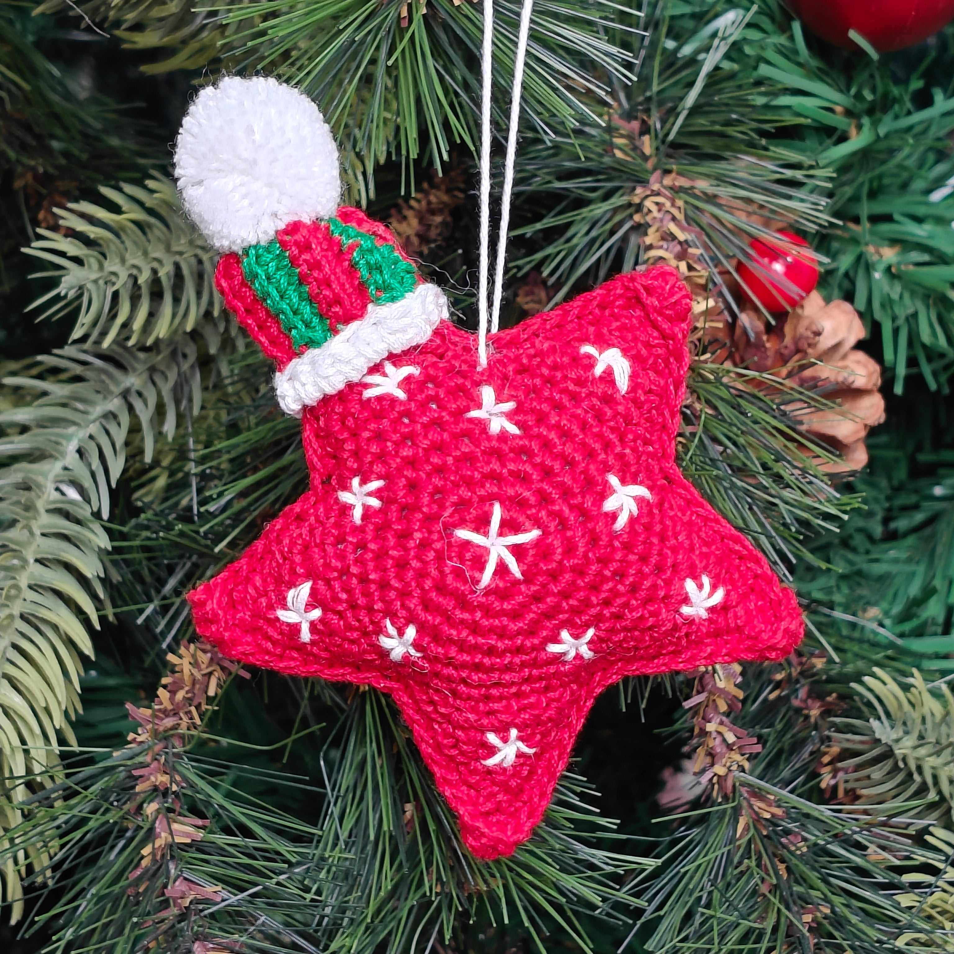 Jolly Knit Star Ornament