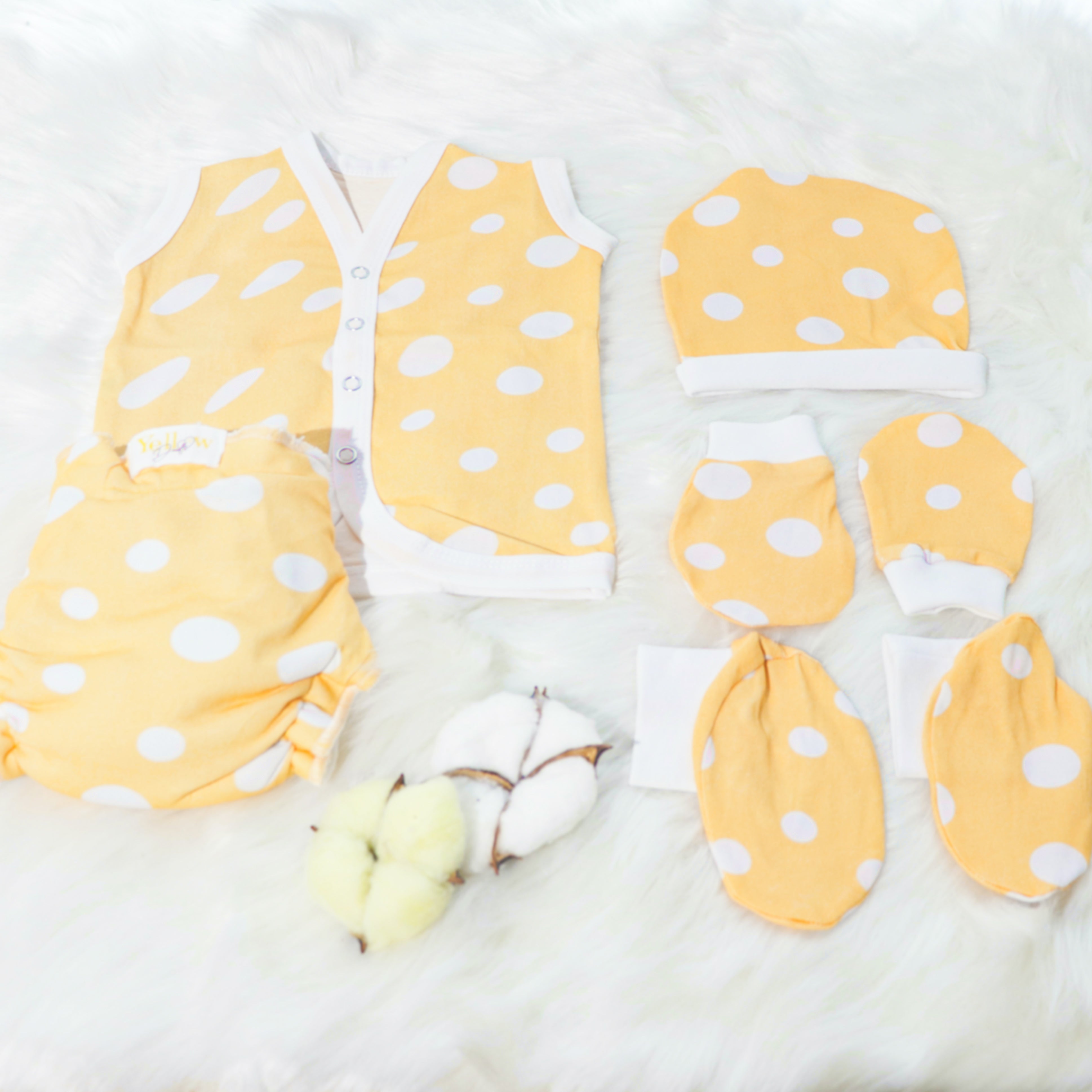 Cute Polka - Newborn Everyday Essentials
