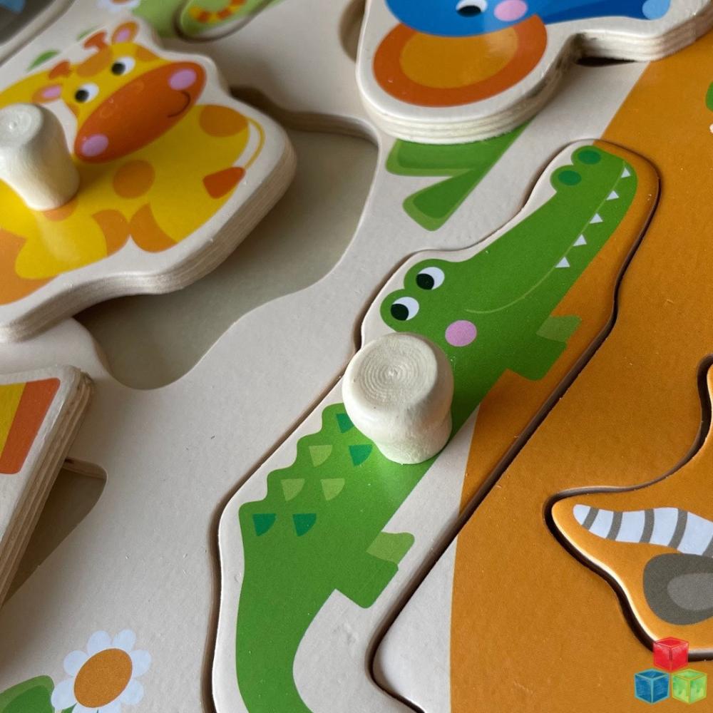 Open Ended Giant Peg Puzzle