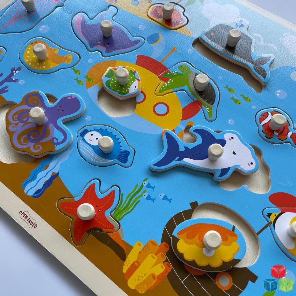 Open Ended Giant Peg Puzzle