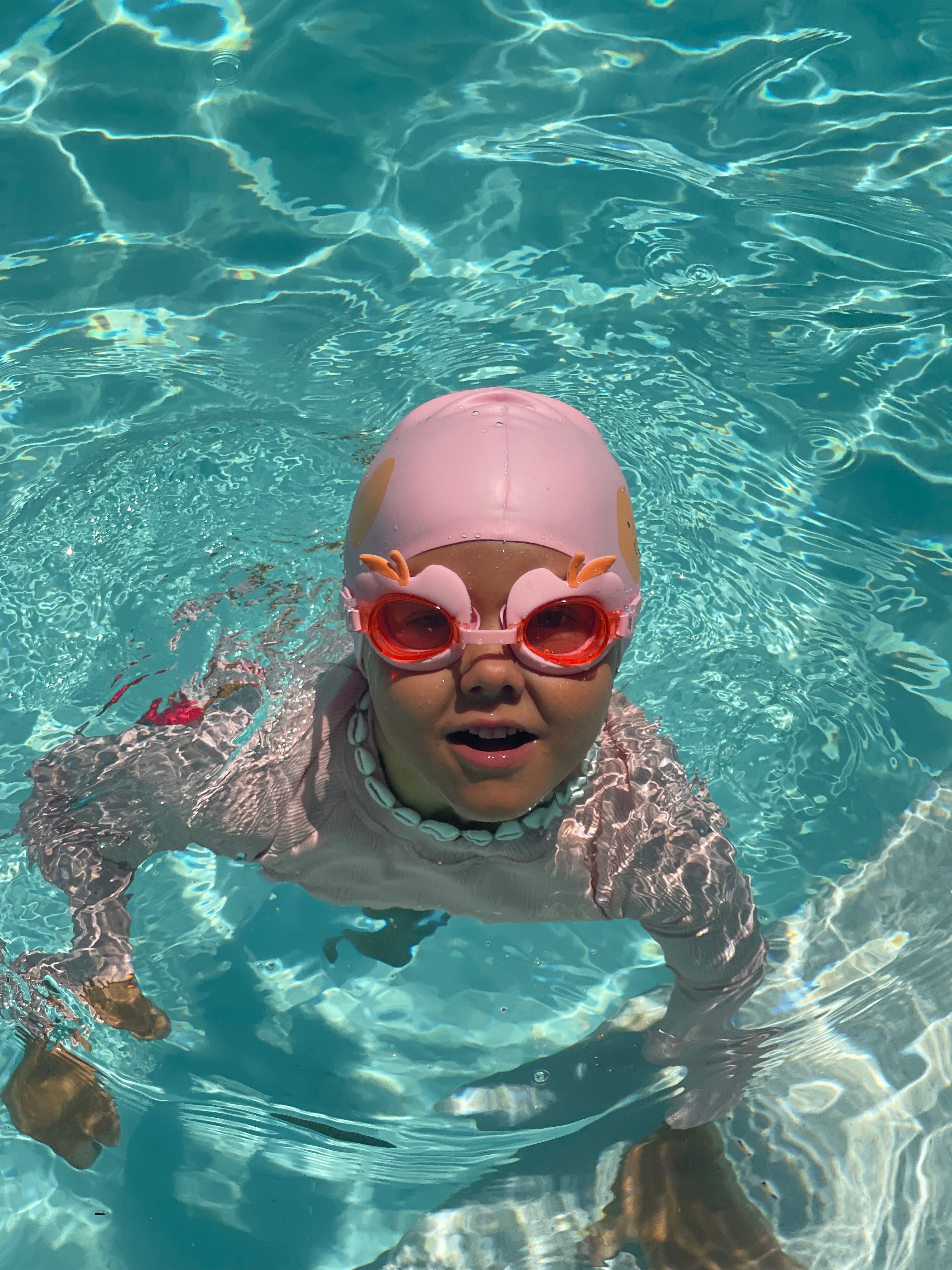 SUNNYLiFE Kids Swimming Cap Cotton Candy Cherry