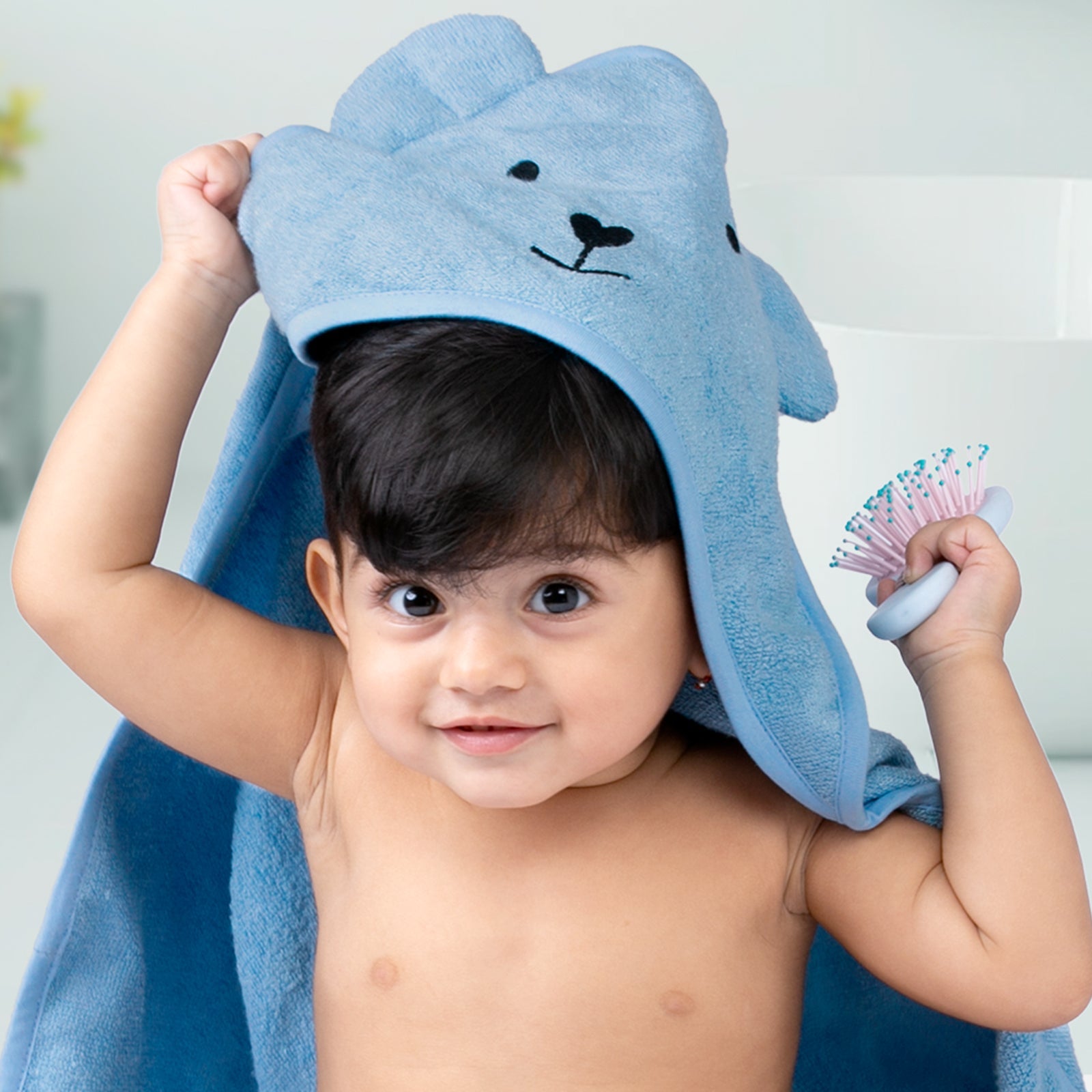 Theoni Bamboo Hooded Baby Towel - Powder blue