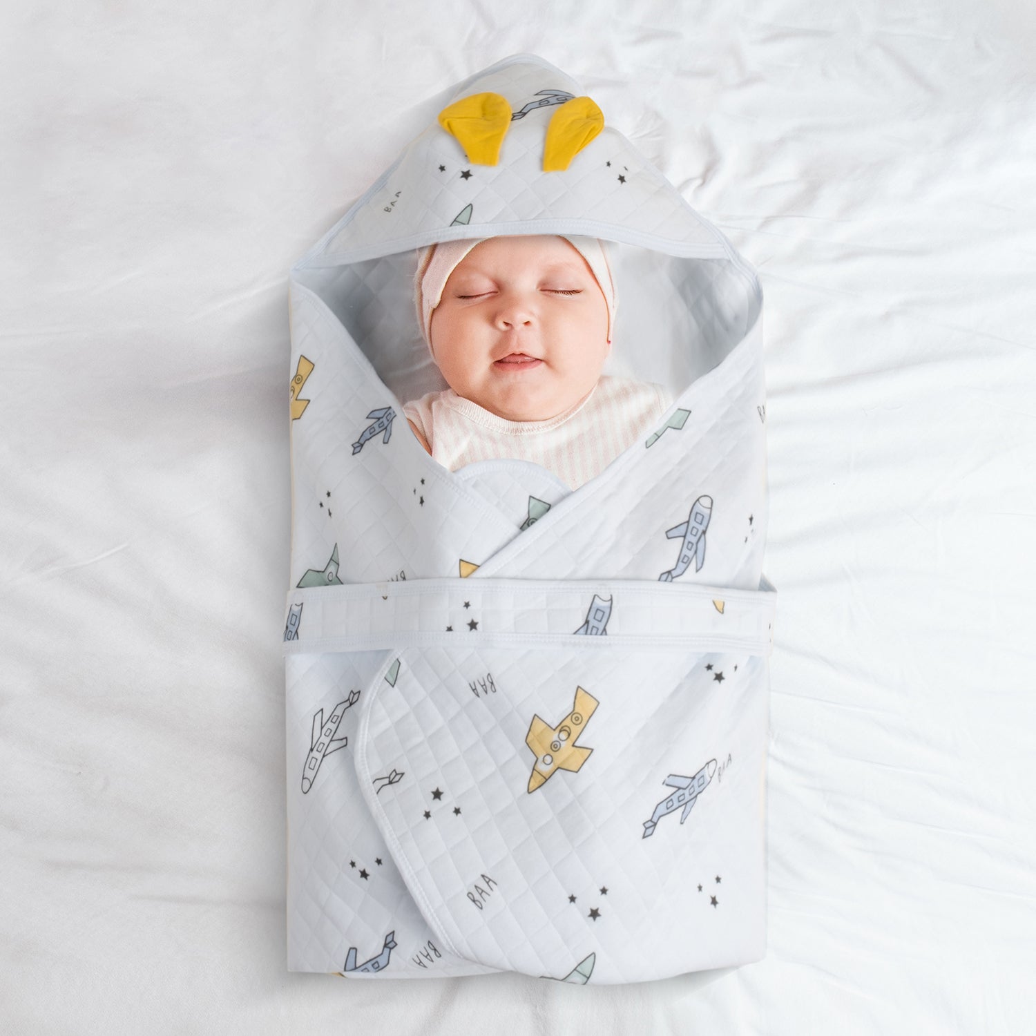 Baby Moo Aeroplane Soft Warm Hooded Wrapper - White