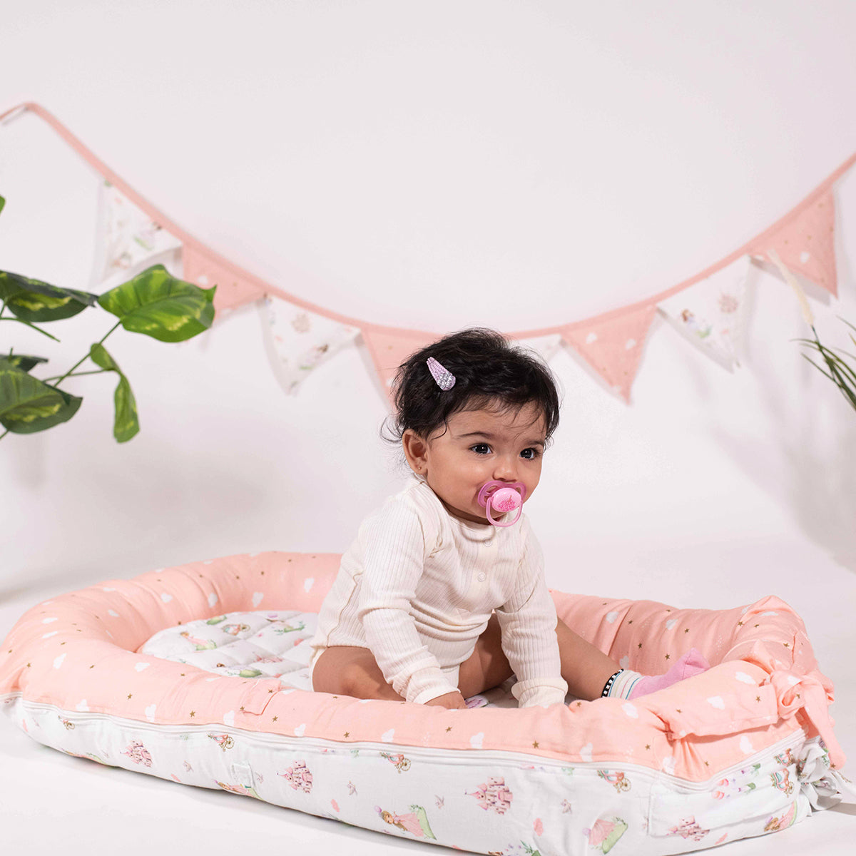 Tiny Snooze Reversible Baby Nest- Fairytale