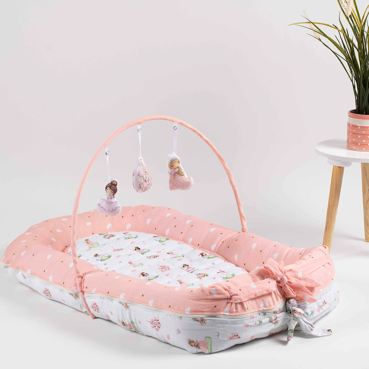 Tiny Snooze Reversible Baby Nest- Fairytale