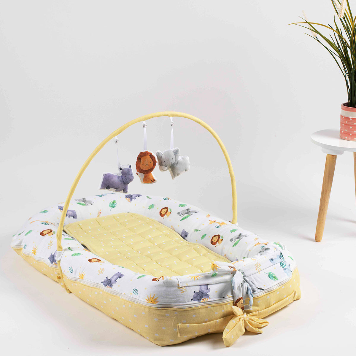 Tiny Snooze Reversible Baby Nest- Into The Wild