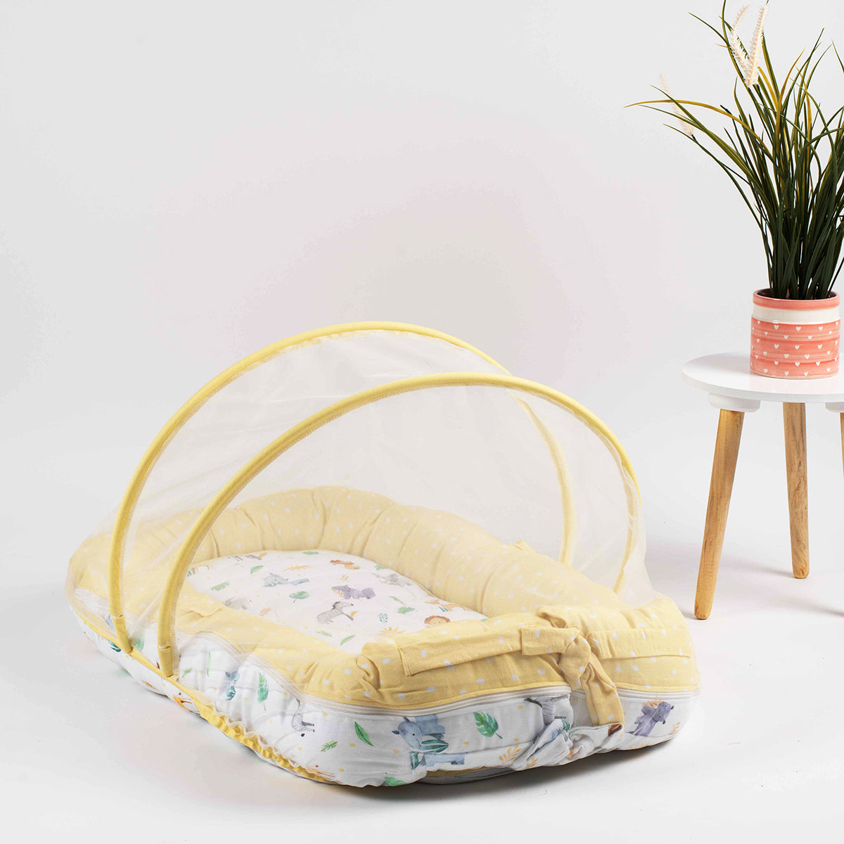 Tiny Snooze Reversible Baby Nest- Into The Wild