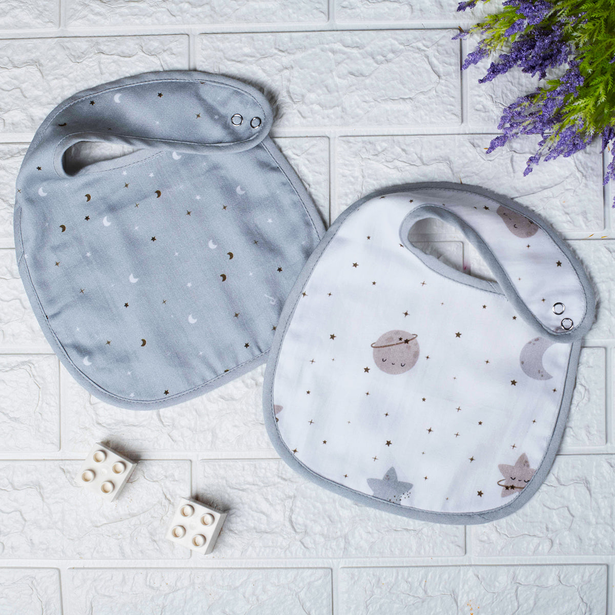 Tiny Snooze Organic Bibs (Set of 2)- Starry Nights