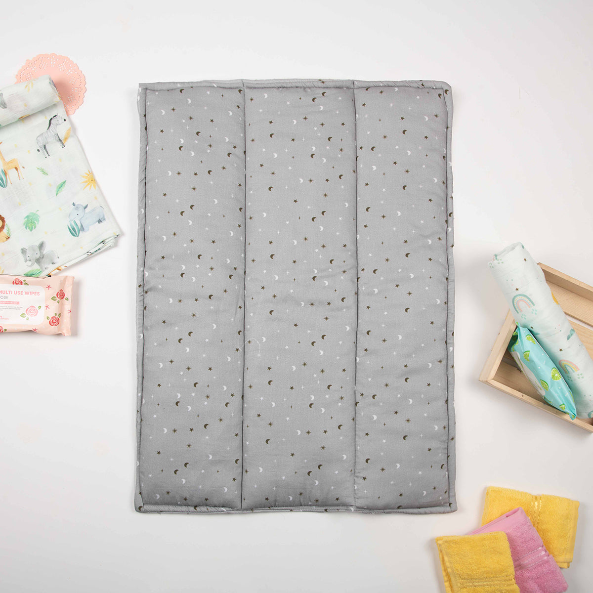 Tiny Snooze Organic Changing Mat- Grey Sky