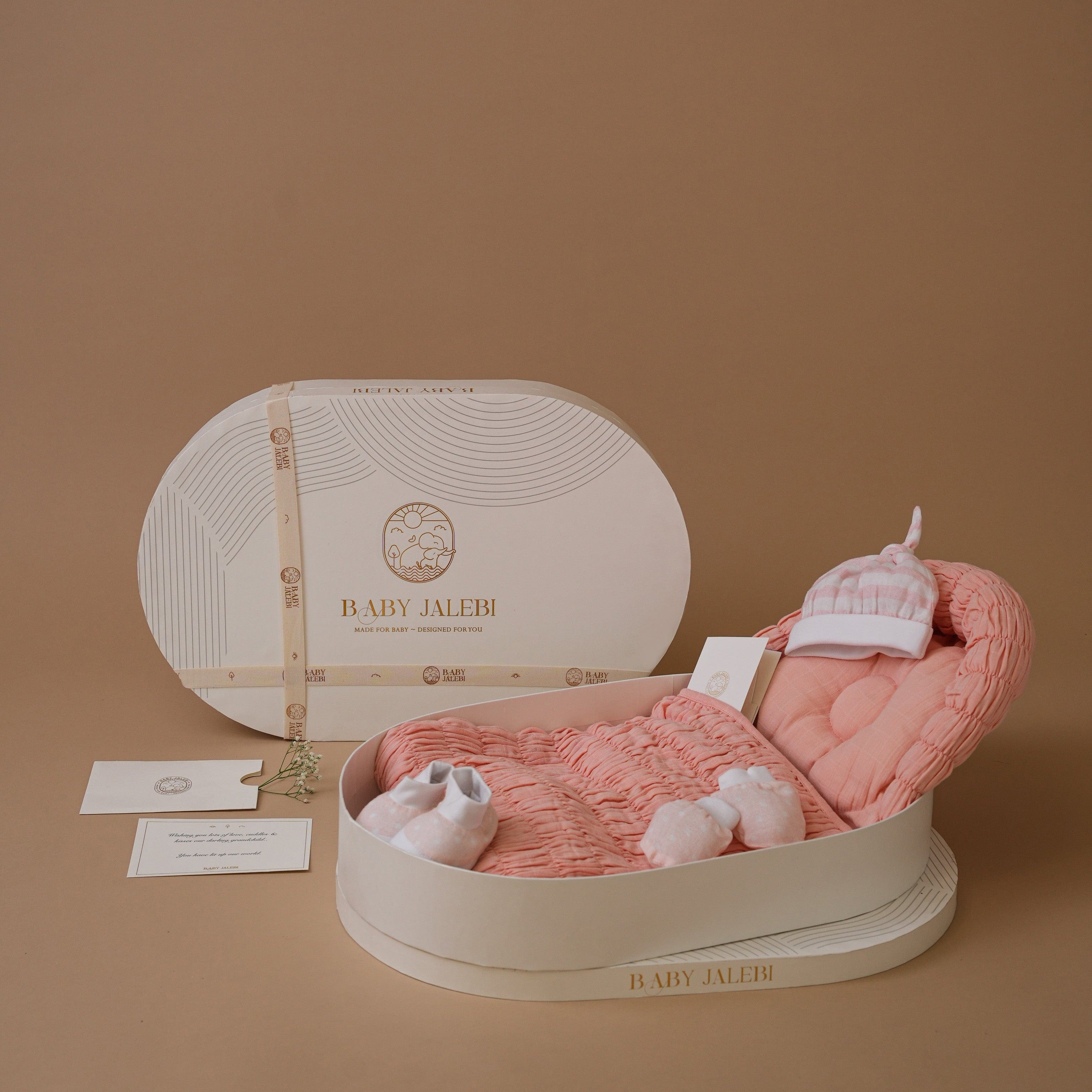 The Oval - Picture Perfect Gift Box - Pink