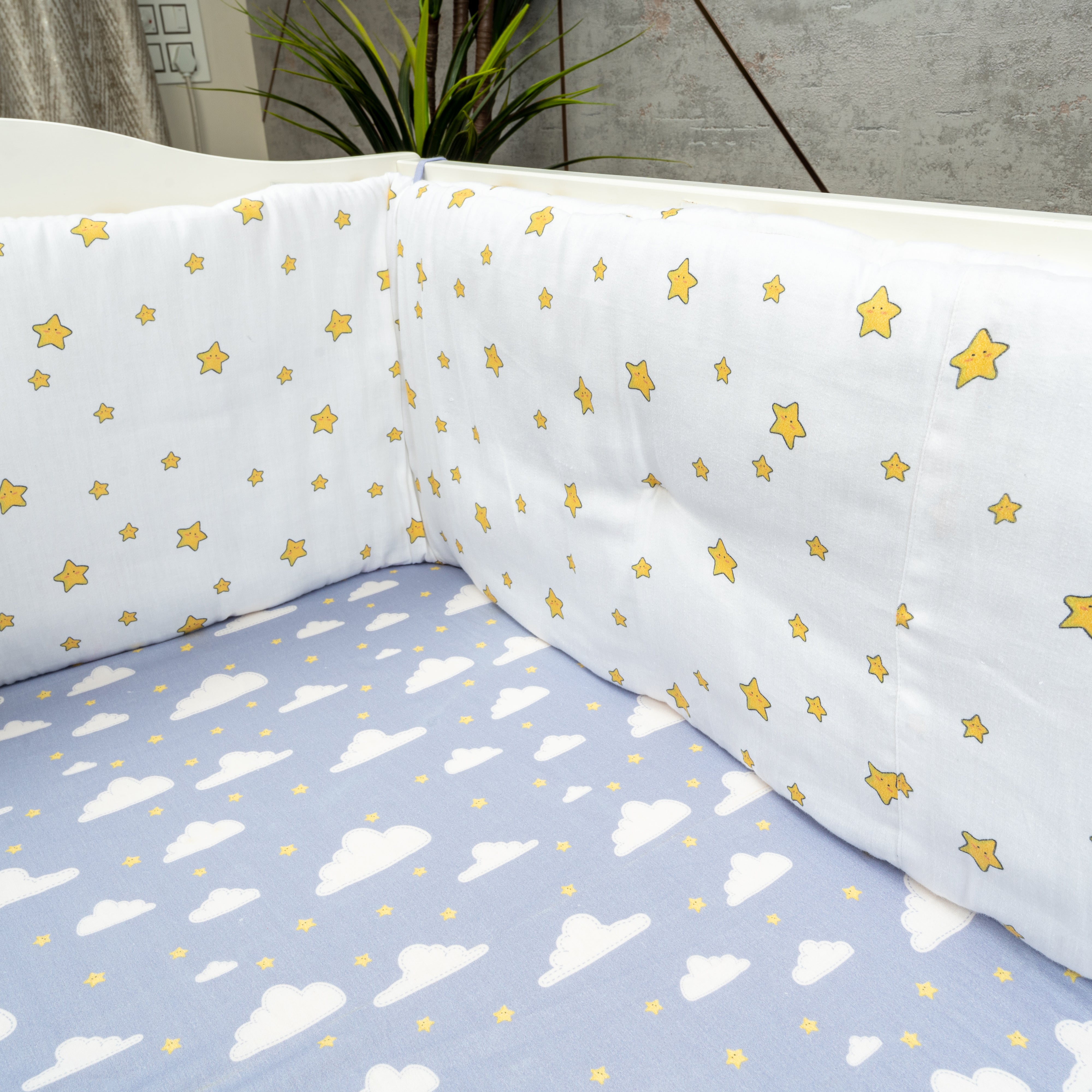 Tiny Snooze Organic Cot Bumper- Stars