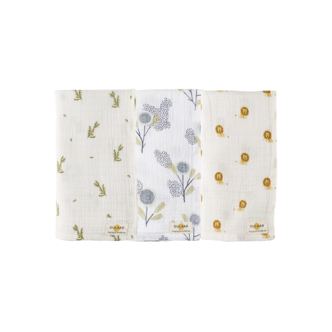 Dulaar Organic Muslin Swaddle (Set of 3) - Green Zen + The Sparrow and Flower + Just Lion Around