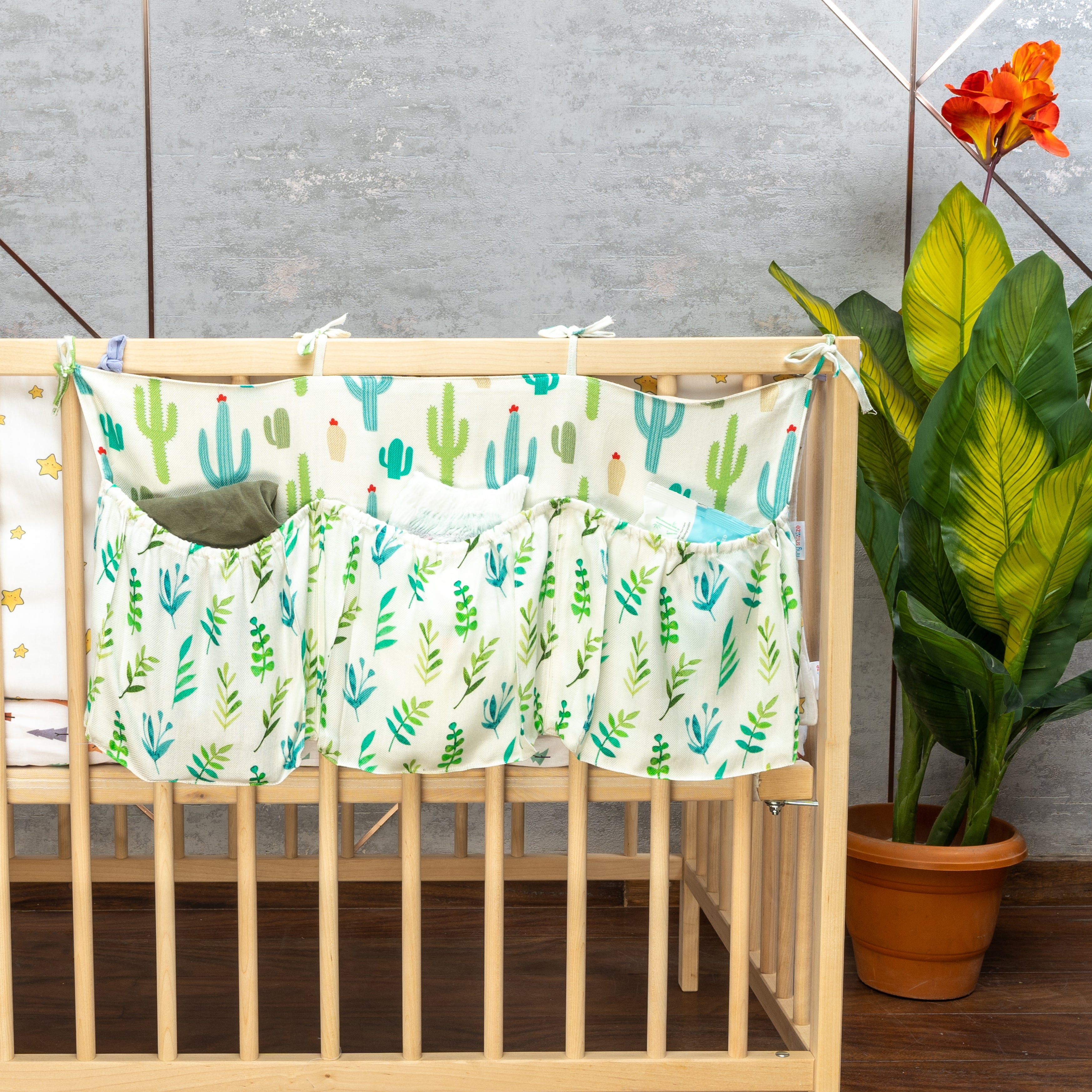 Tiny Snooze Cot Organiser- Go Green