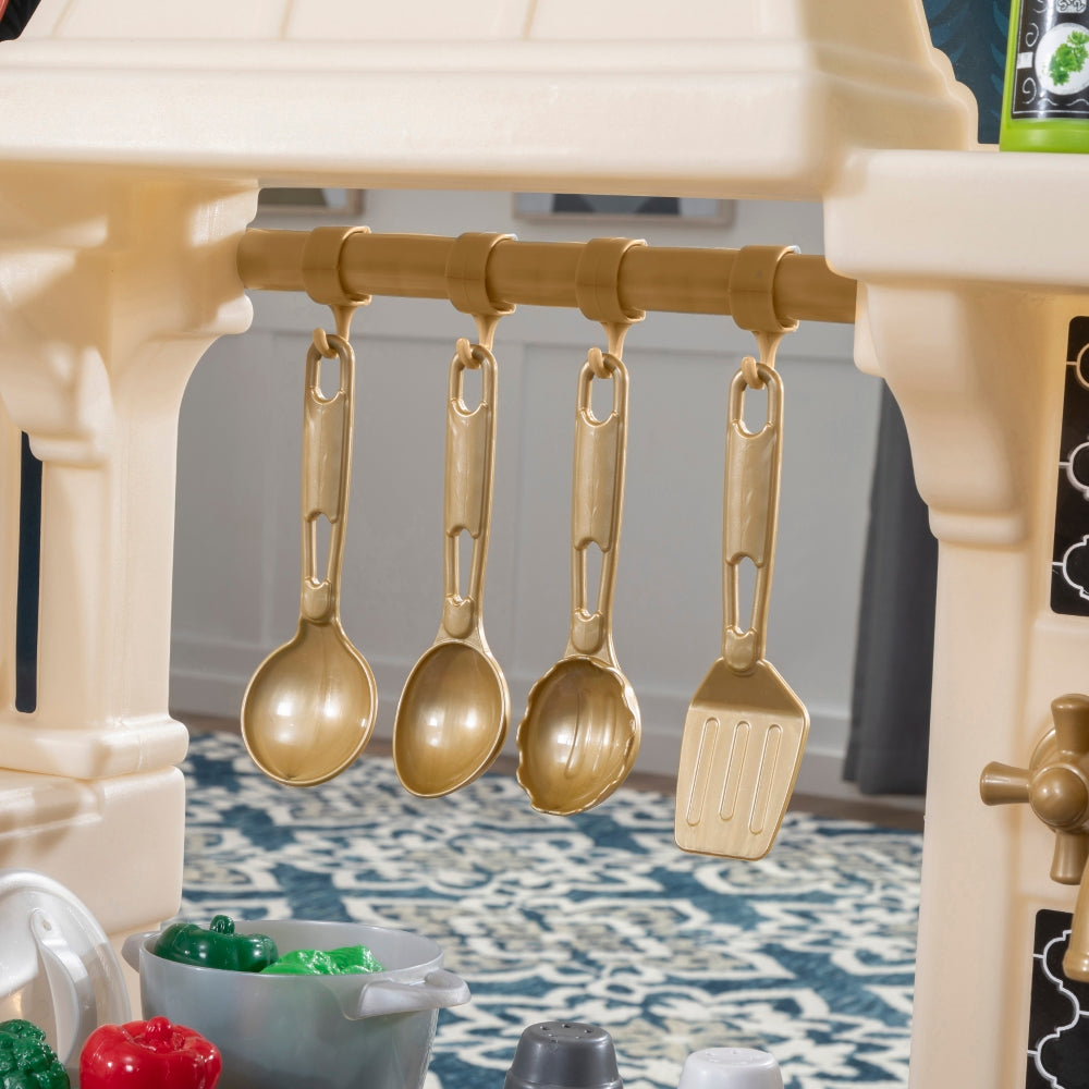 Step2 Classic Chic Kitchen