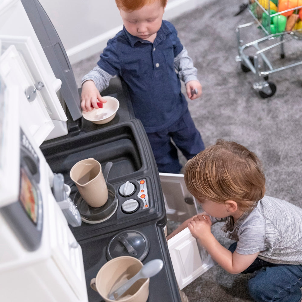 Step2 Lifestyle Dream Kitchen