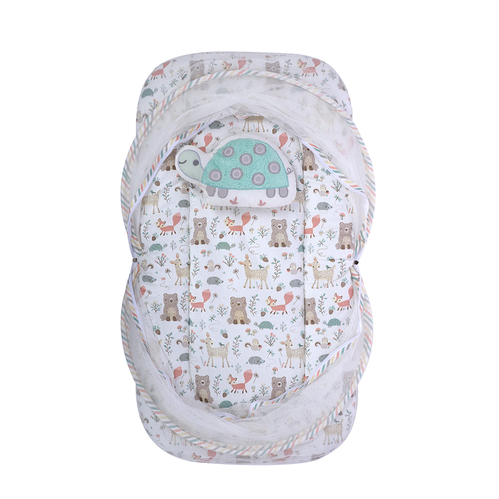 Abracadabra Gadda Set with Mosquito Net & Shaped Pillow Bambi & Friennds Theme - Multicolour