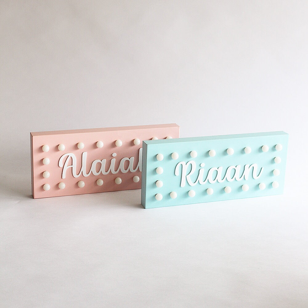 Hollywood Name Light - Pink
