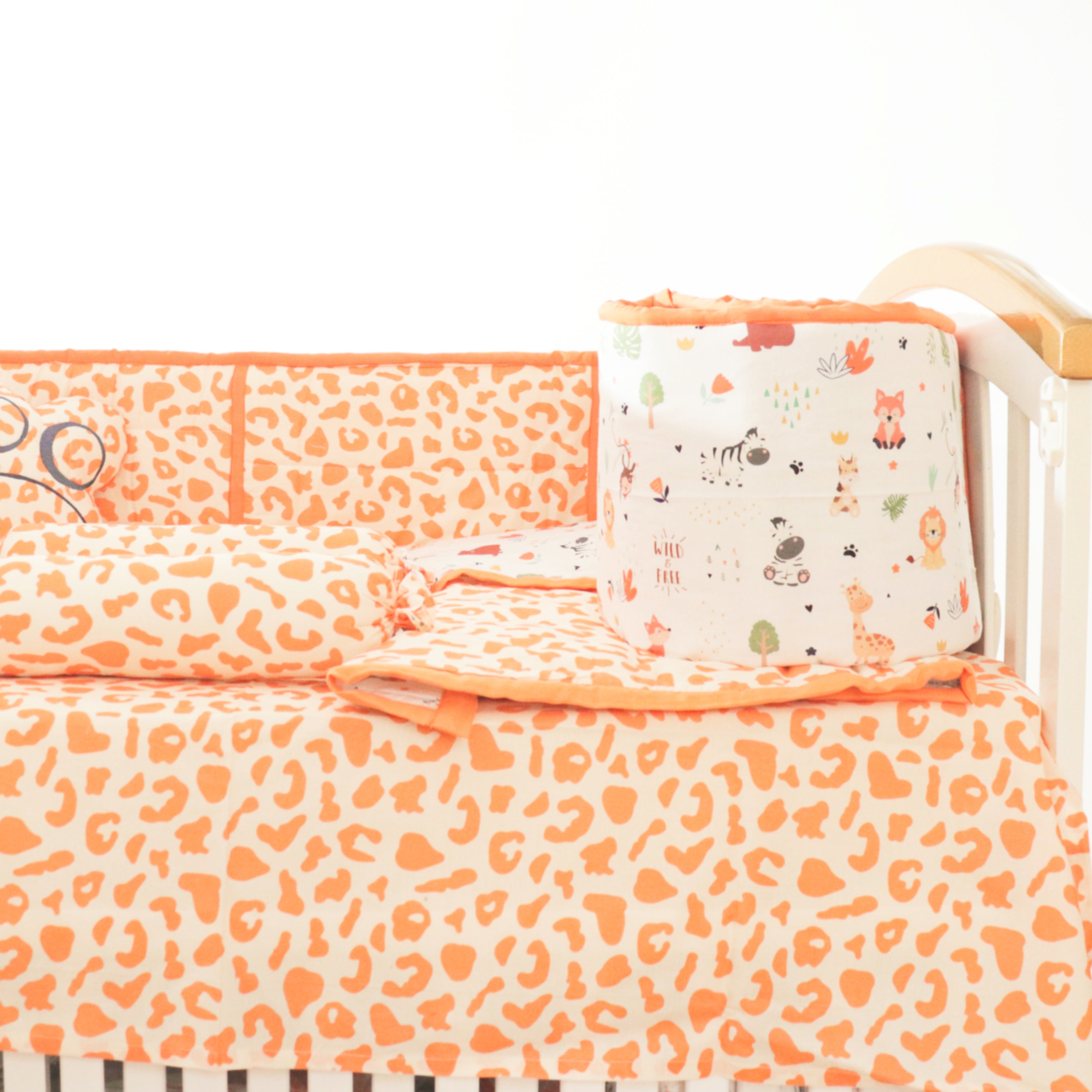 Baby Animals- Quilted Cot Bumper