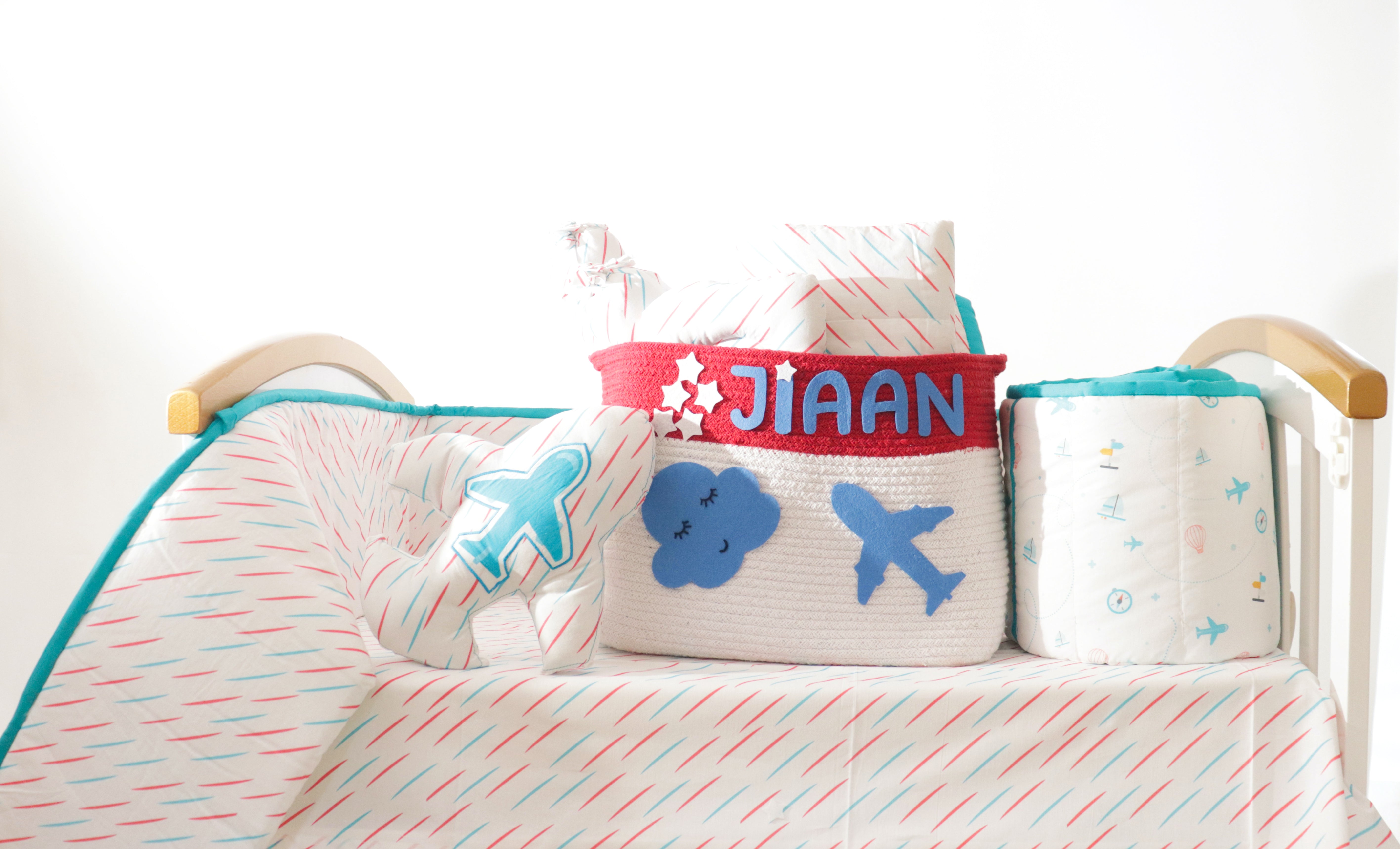 Doodle Rain- Organic Cot Bedding Gift Set
