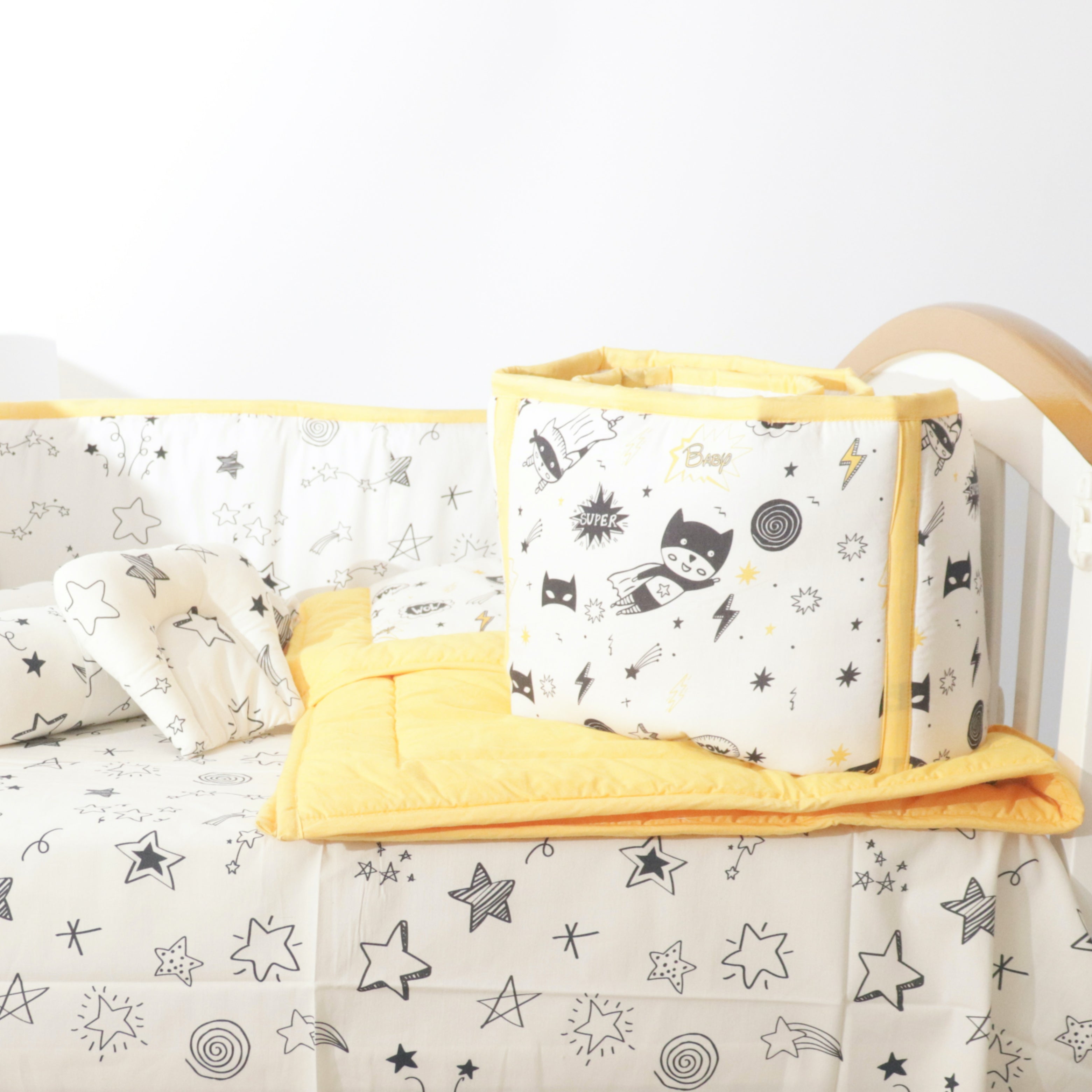 Superbaby - Quilted Cot Bumper