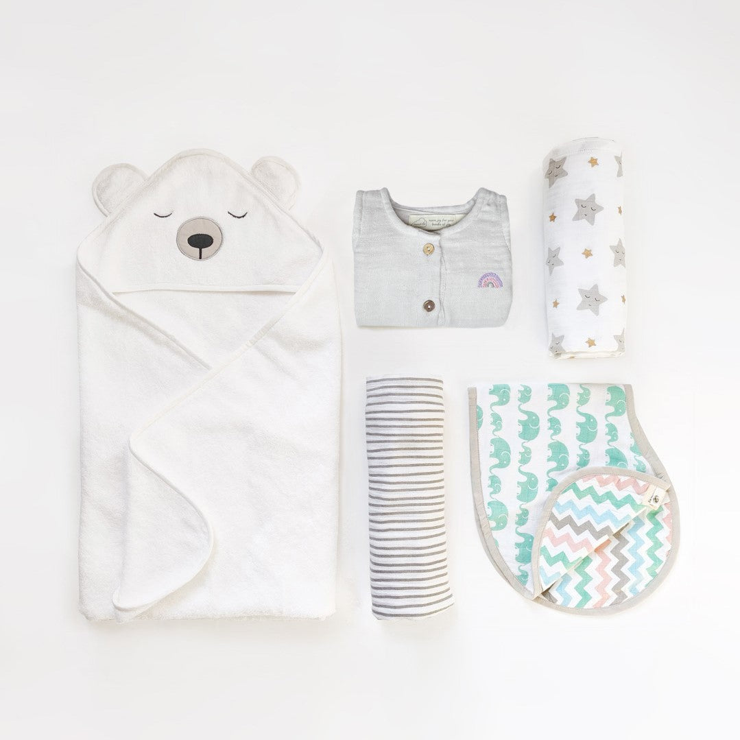 Masilo Newborn Baby Essentials Gift Set – Neutrals
