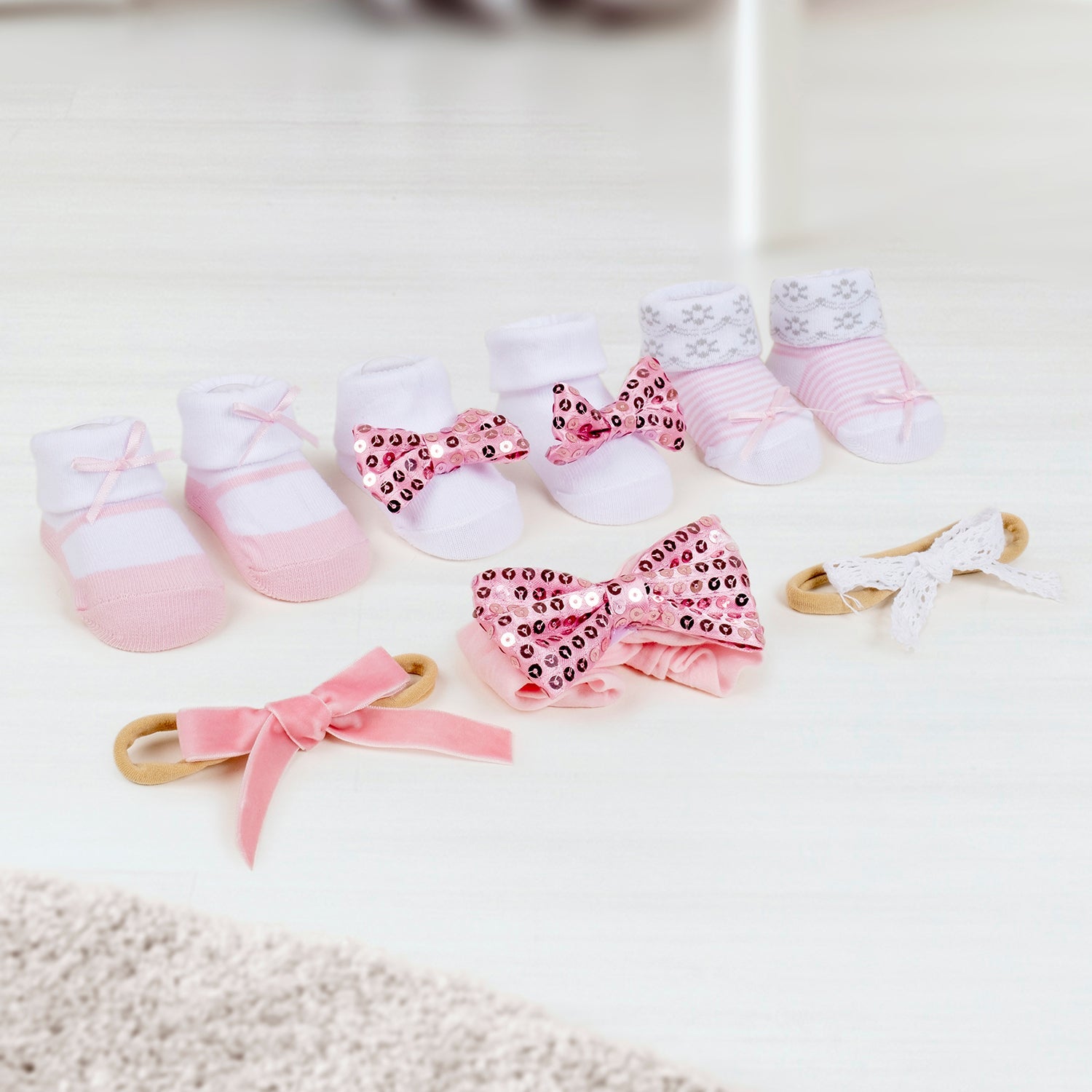Baby Moo Sequined Infant Girl 6-Piece Gift Hairband And Socks Set - Pink