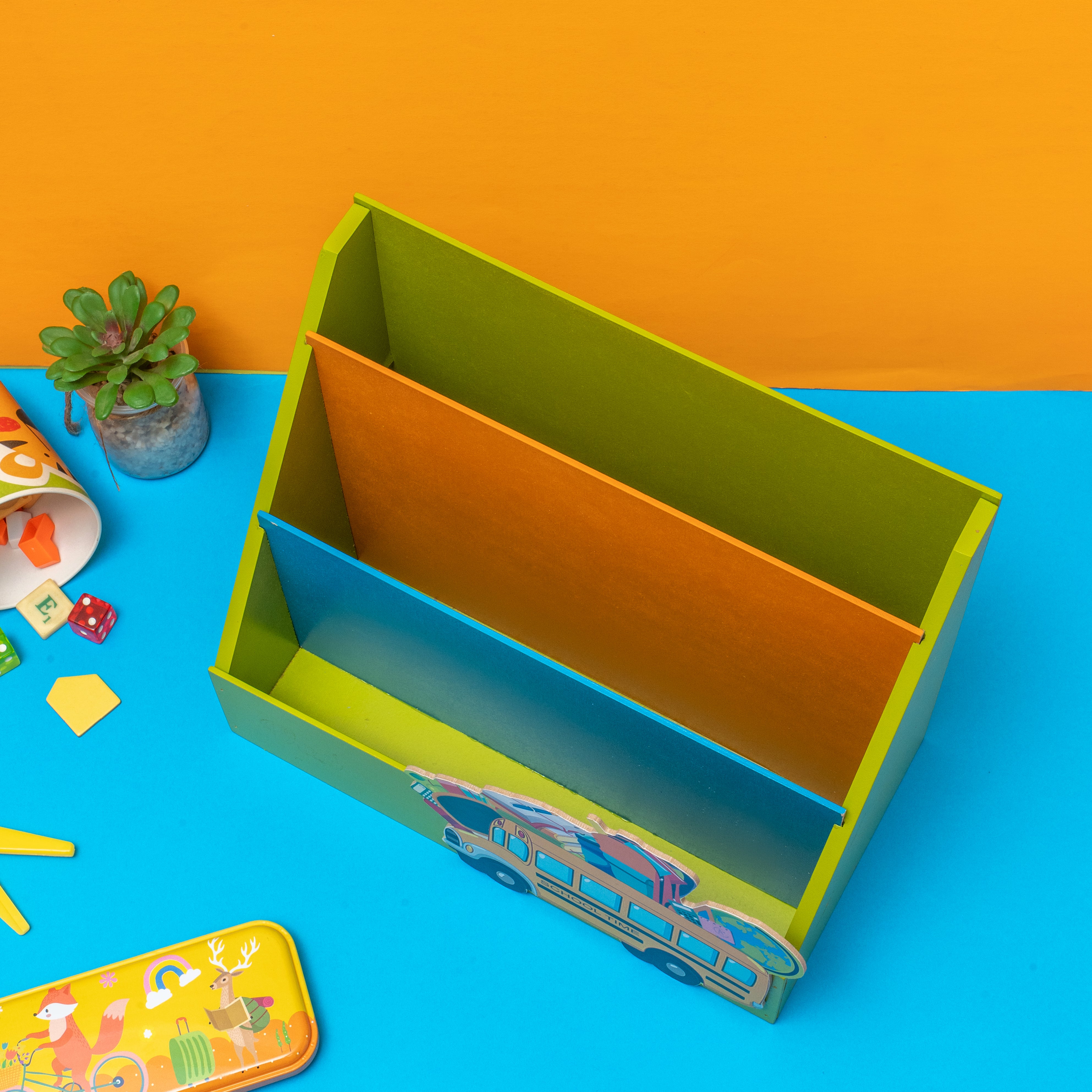3 Partation Bookrack